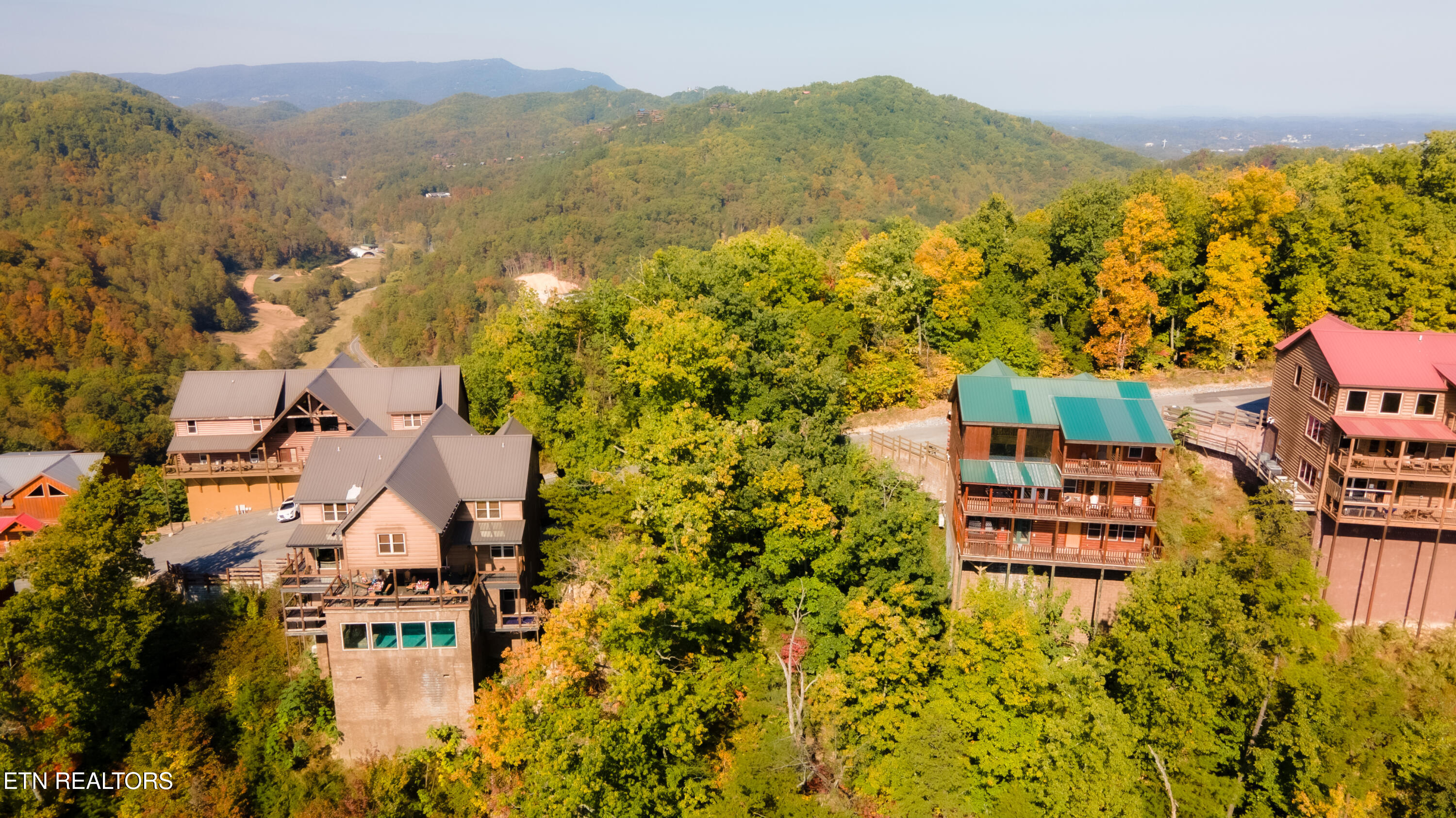 4121 Sherwood Heights Way Pigeon Forge TN 37863