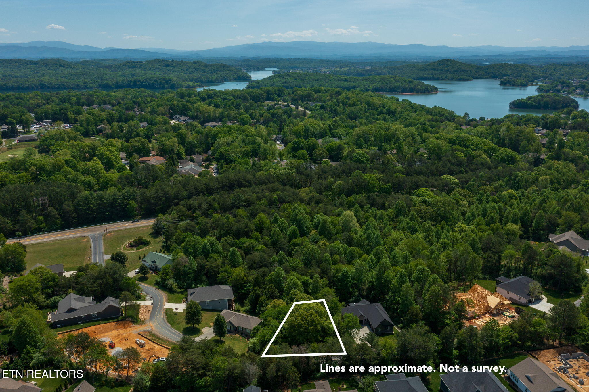 110 Amohi Way Loudon TN 37774