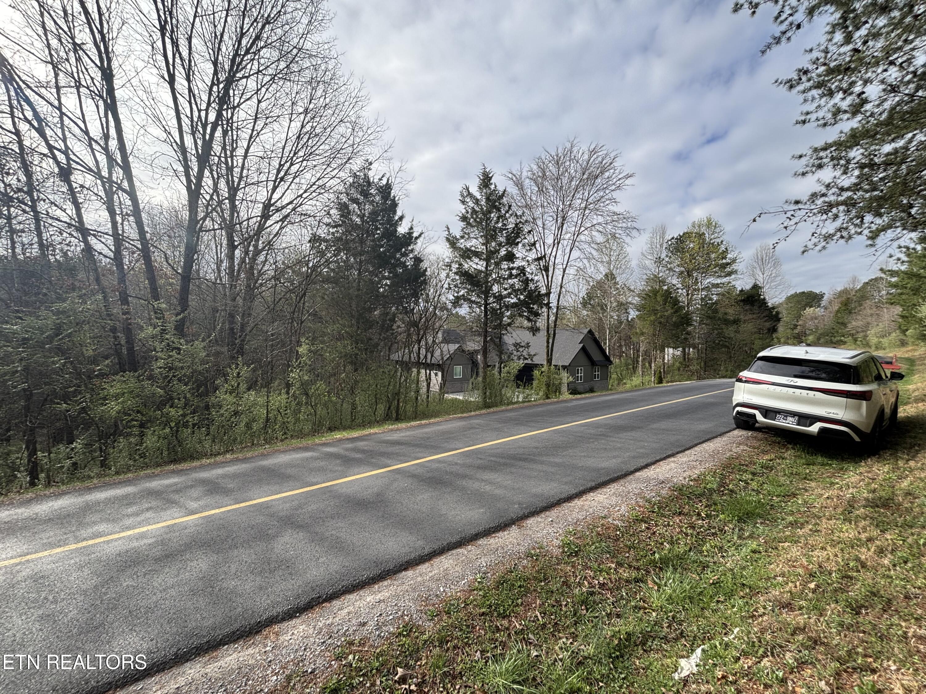 110 Amohi Way Loudon TN 37774