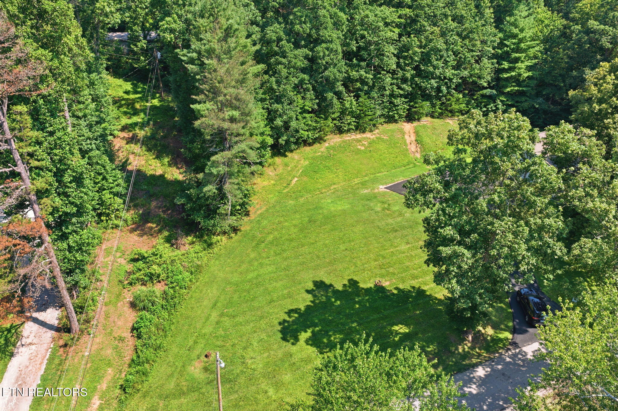 Skyline Drive Oneida TN 37841
