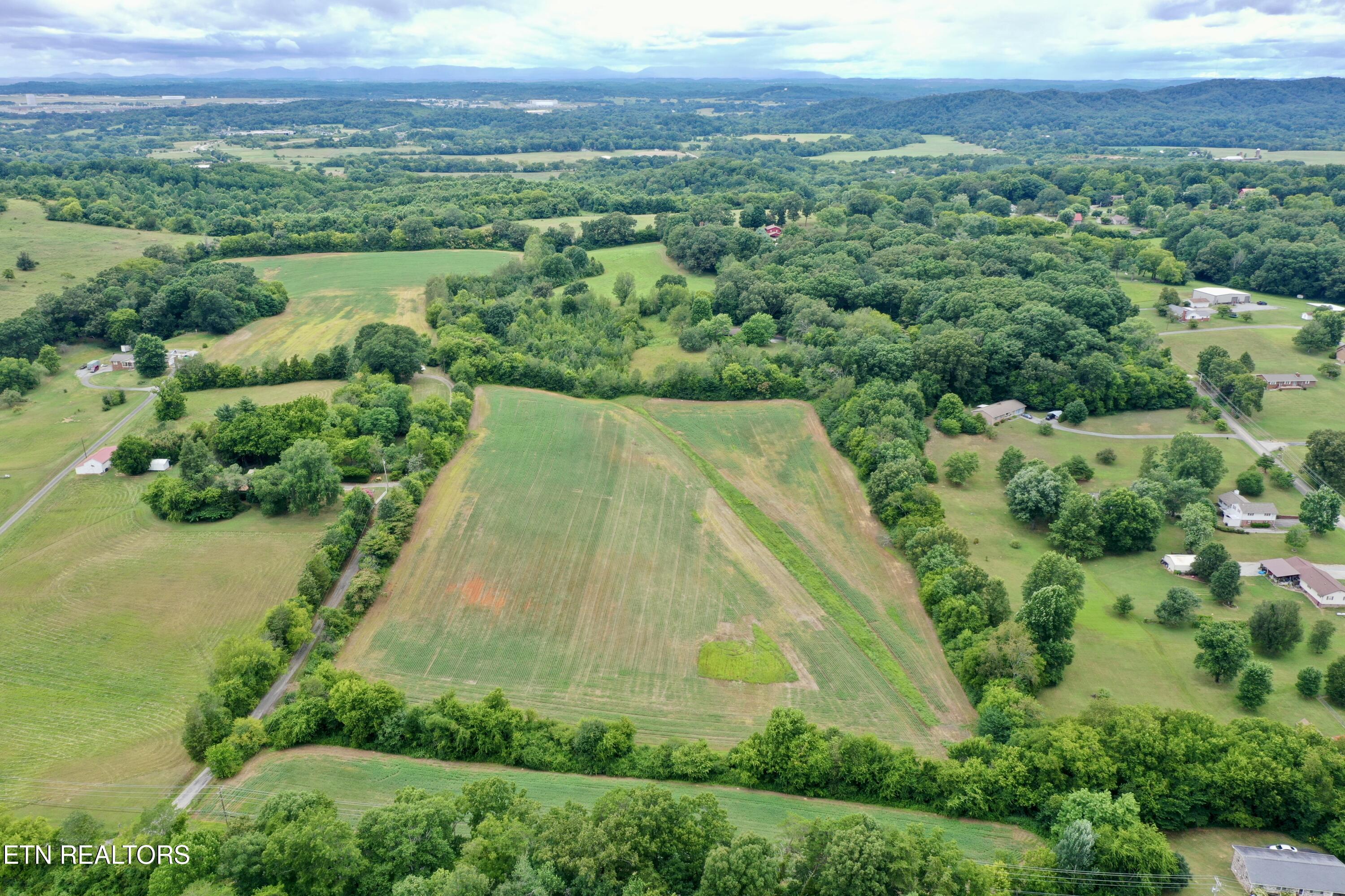 141 Saratoga Drive Maryville TN 37804