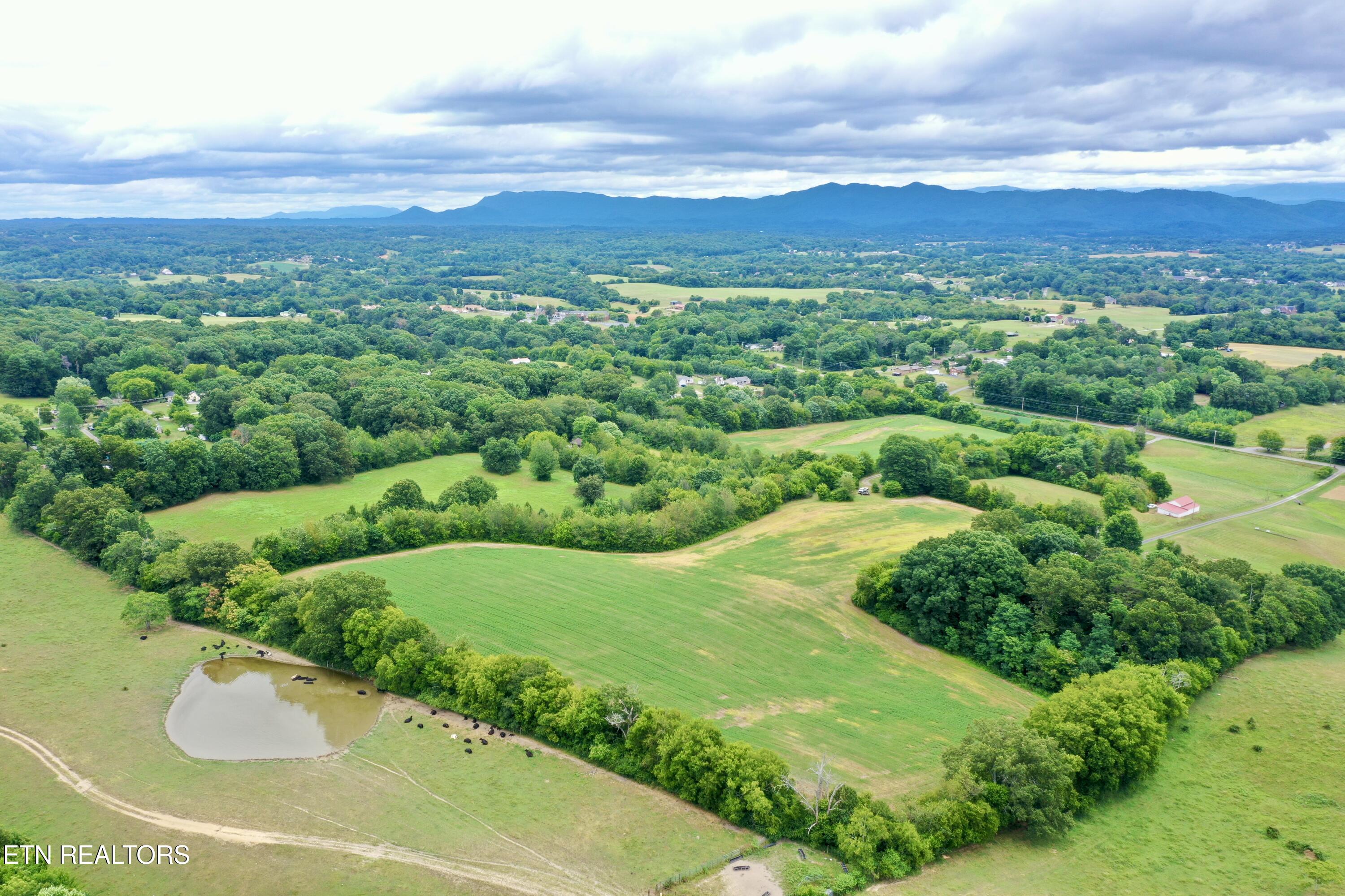 141 Saratoga Drive Maryville TN 37804
