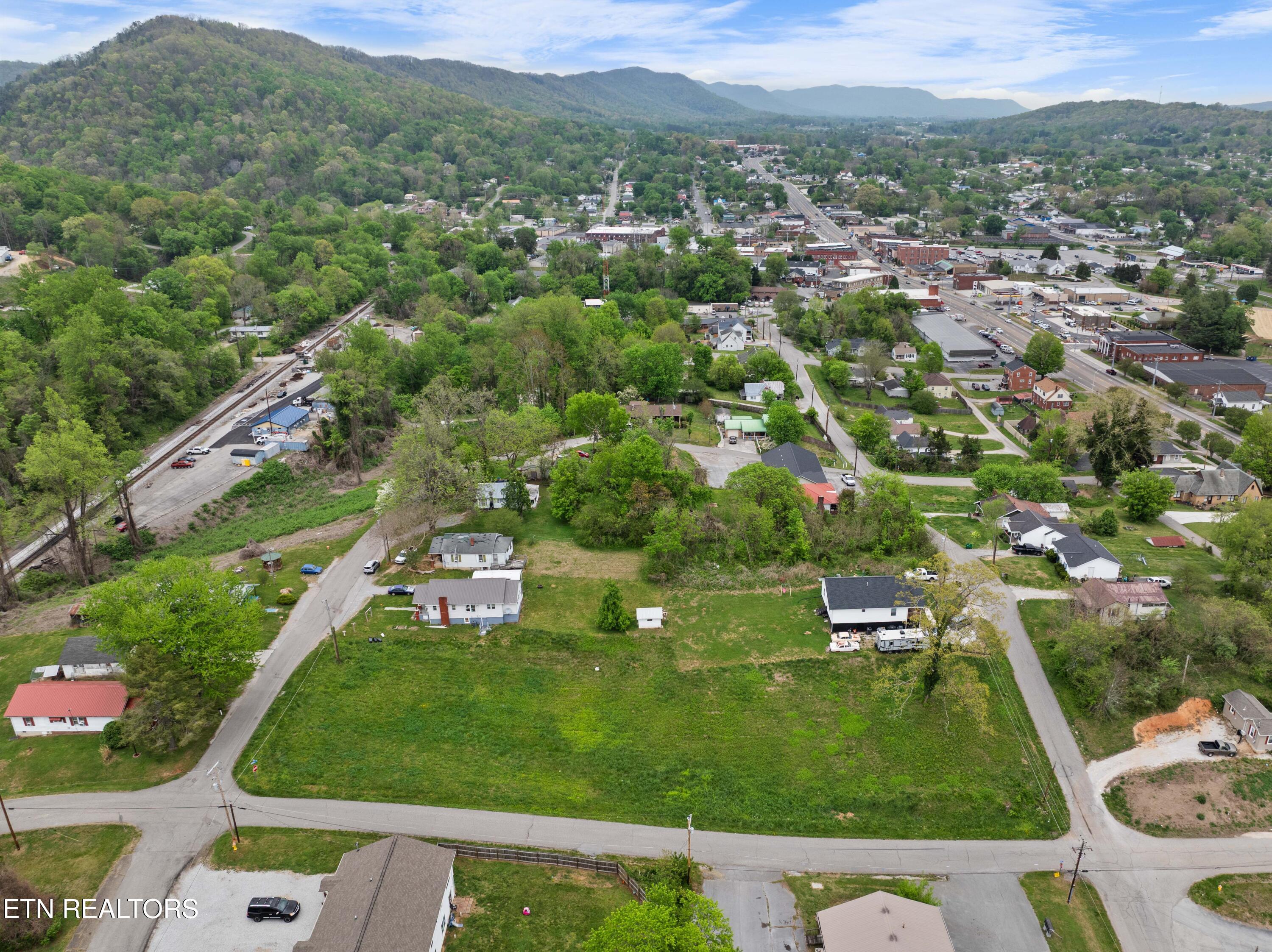 W Prospect Street Lafollette TN 37766