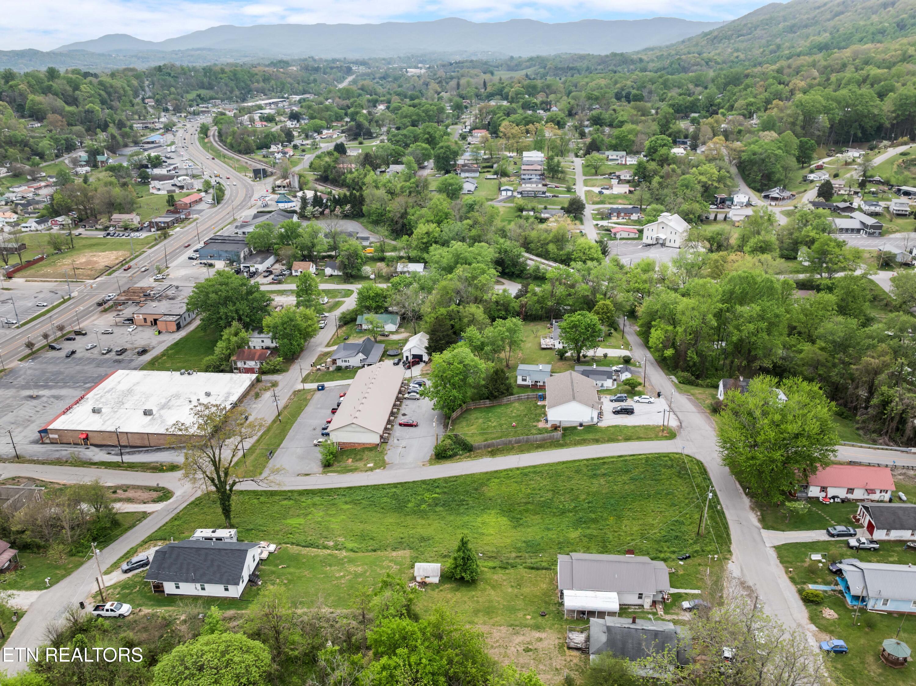 W Prospect Street Lafollette TN 37766