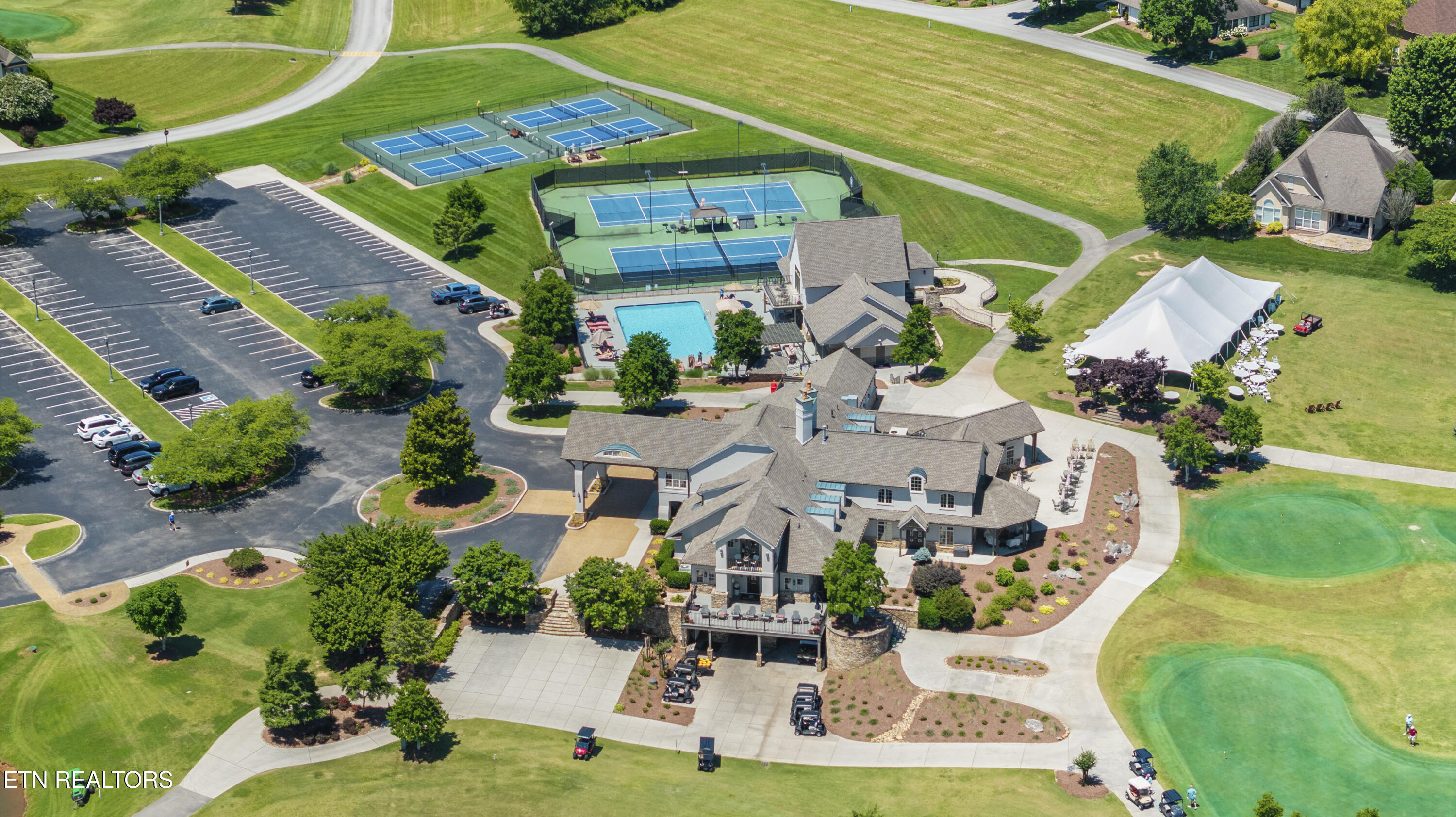 220 Grandville Court Vonore TN 37885