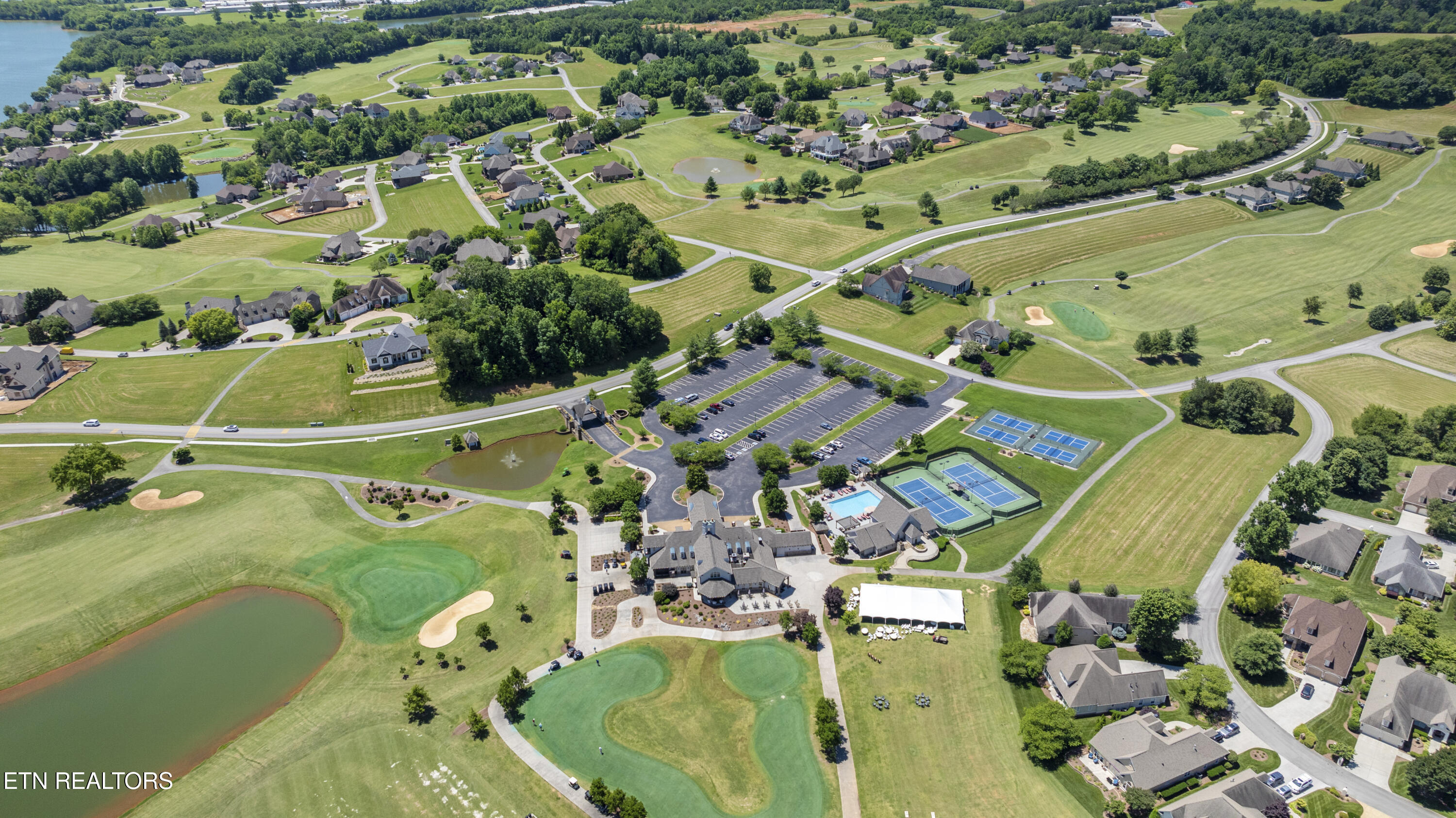 220 Grandville Court Vonore TN 37885