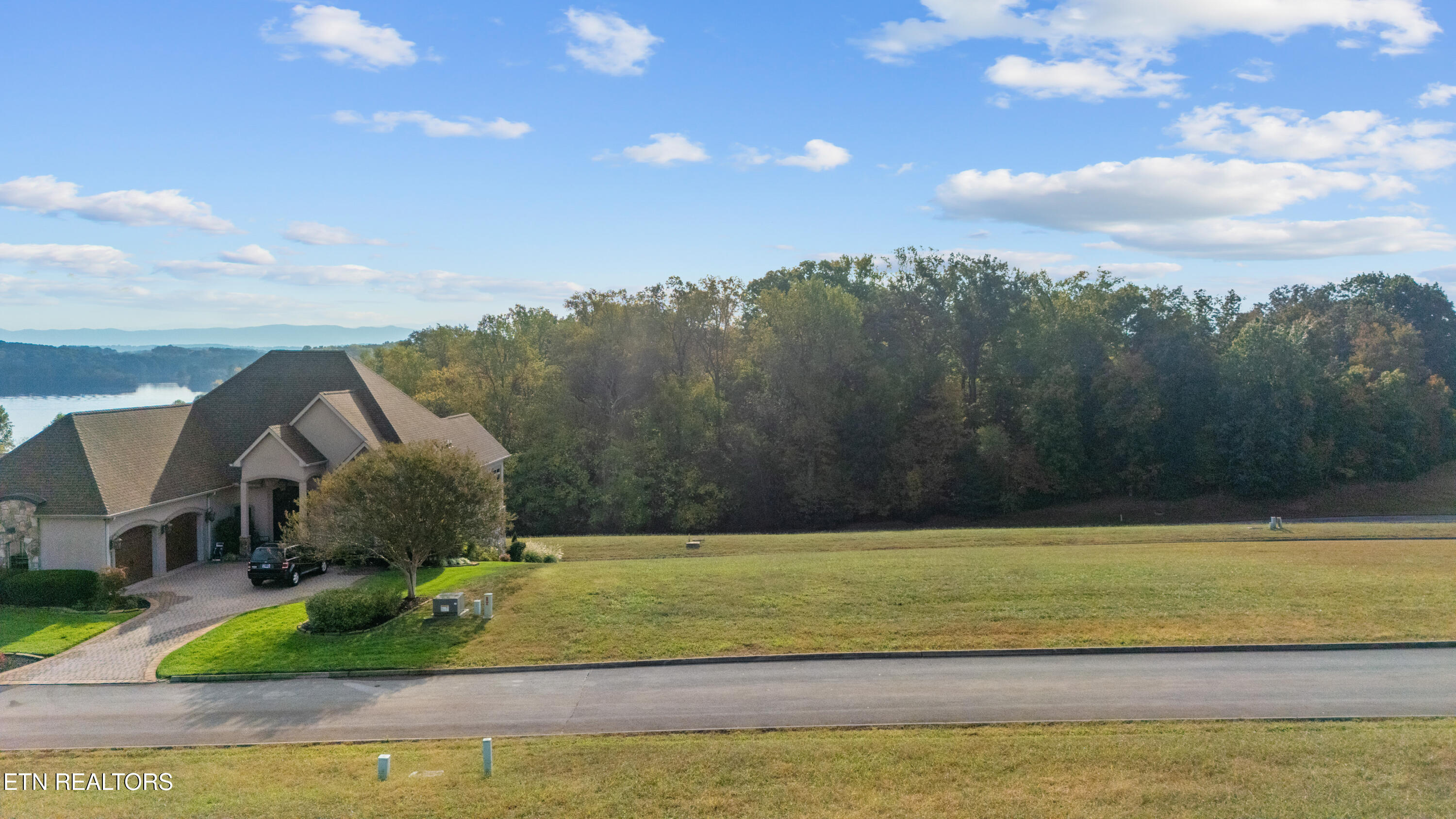 220 Grandville Court Vonore TN 37885