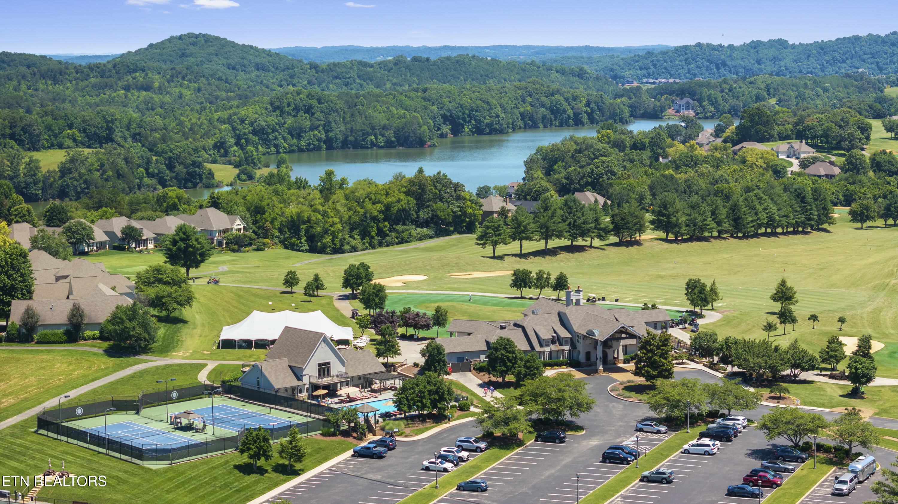 220 Grandville Court Vonore TN 37885