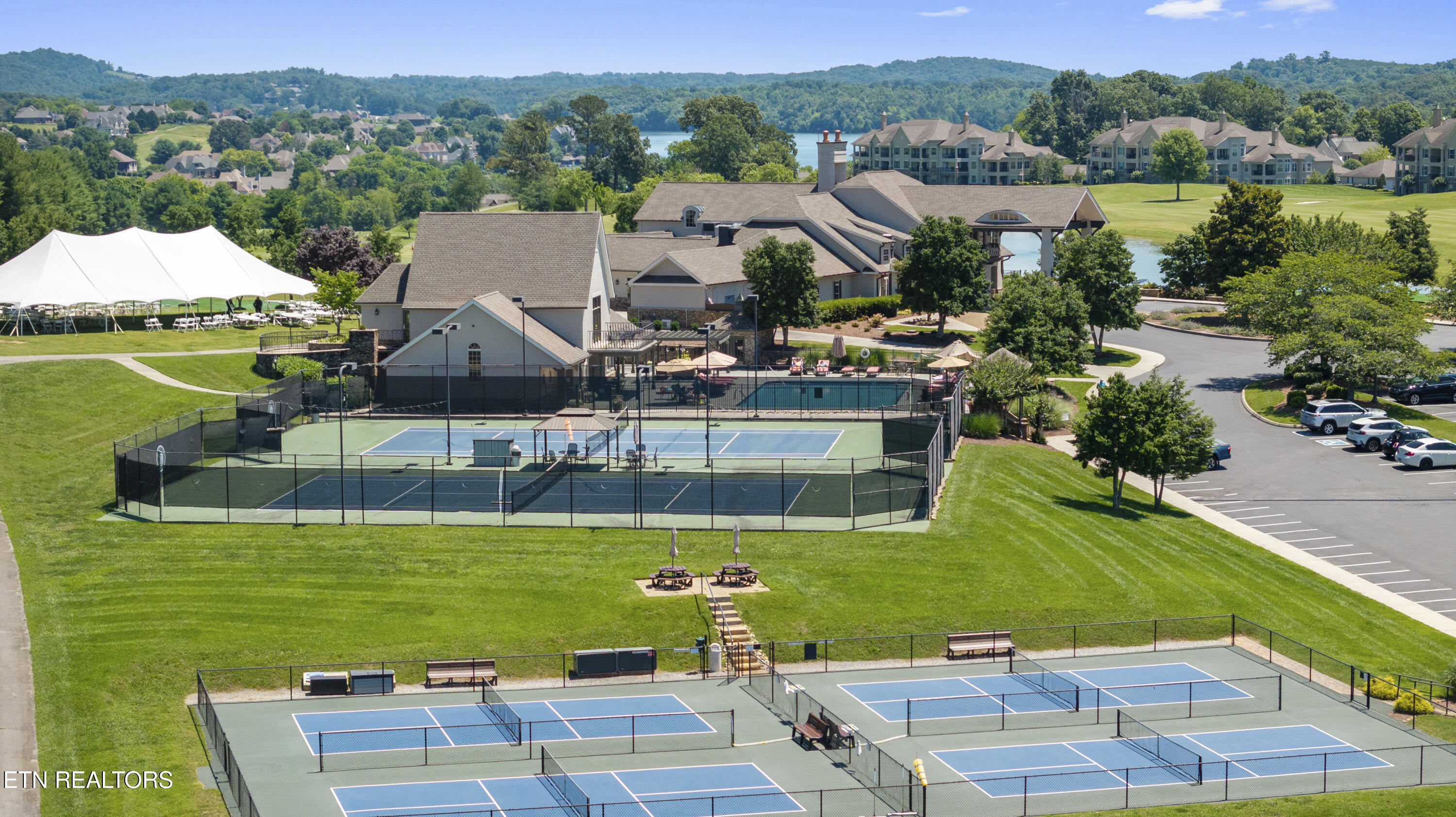 220 Grandville Court Vonore TN 37885