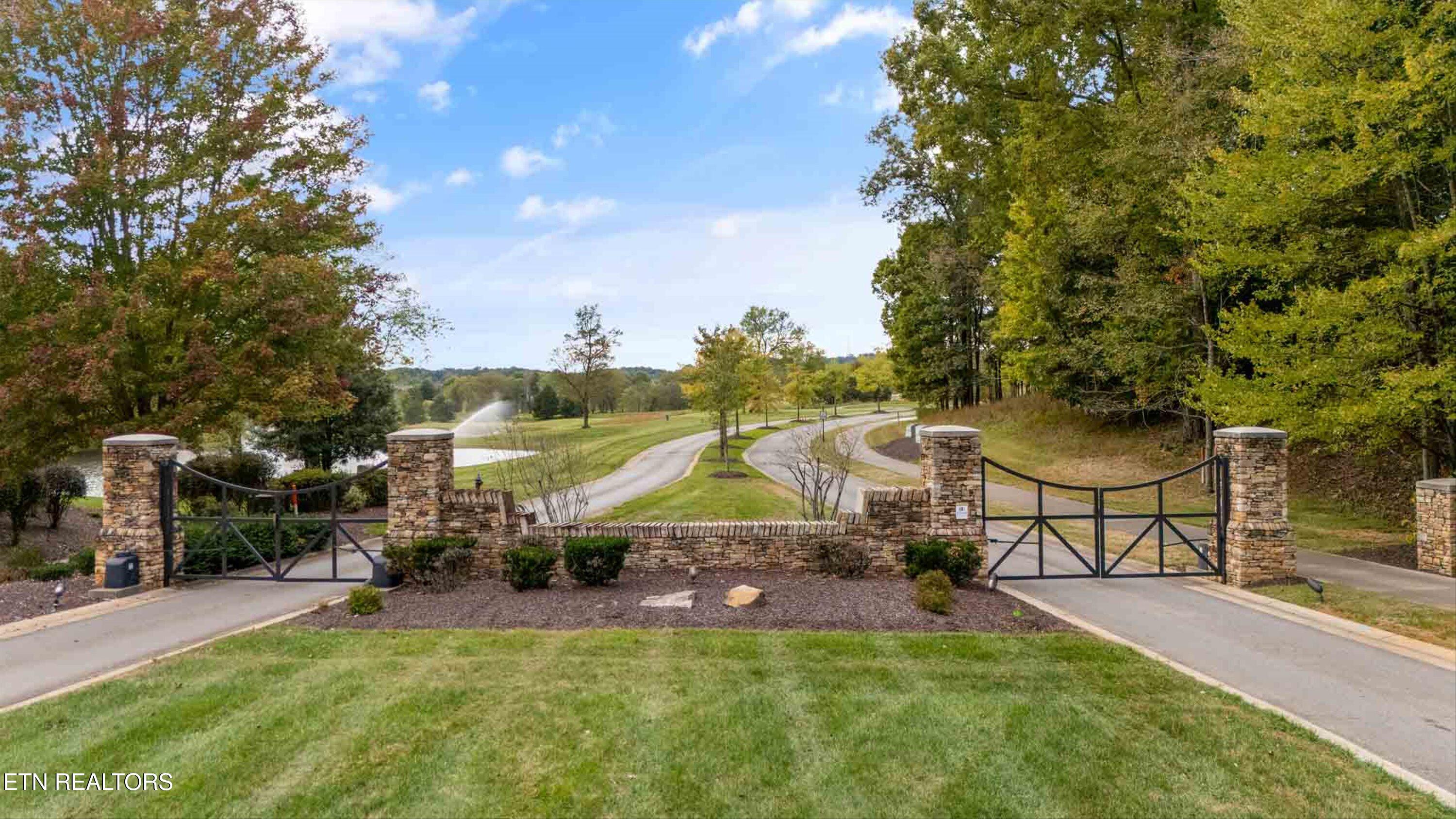 184 Hammock Court Loudon TN 37774