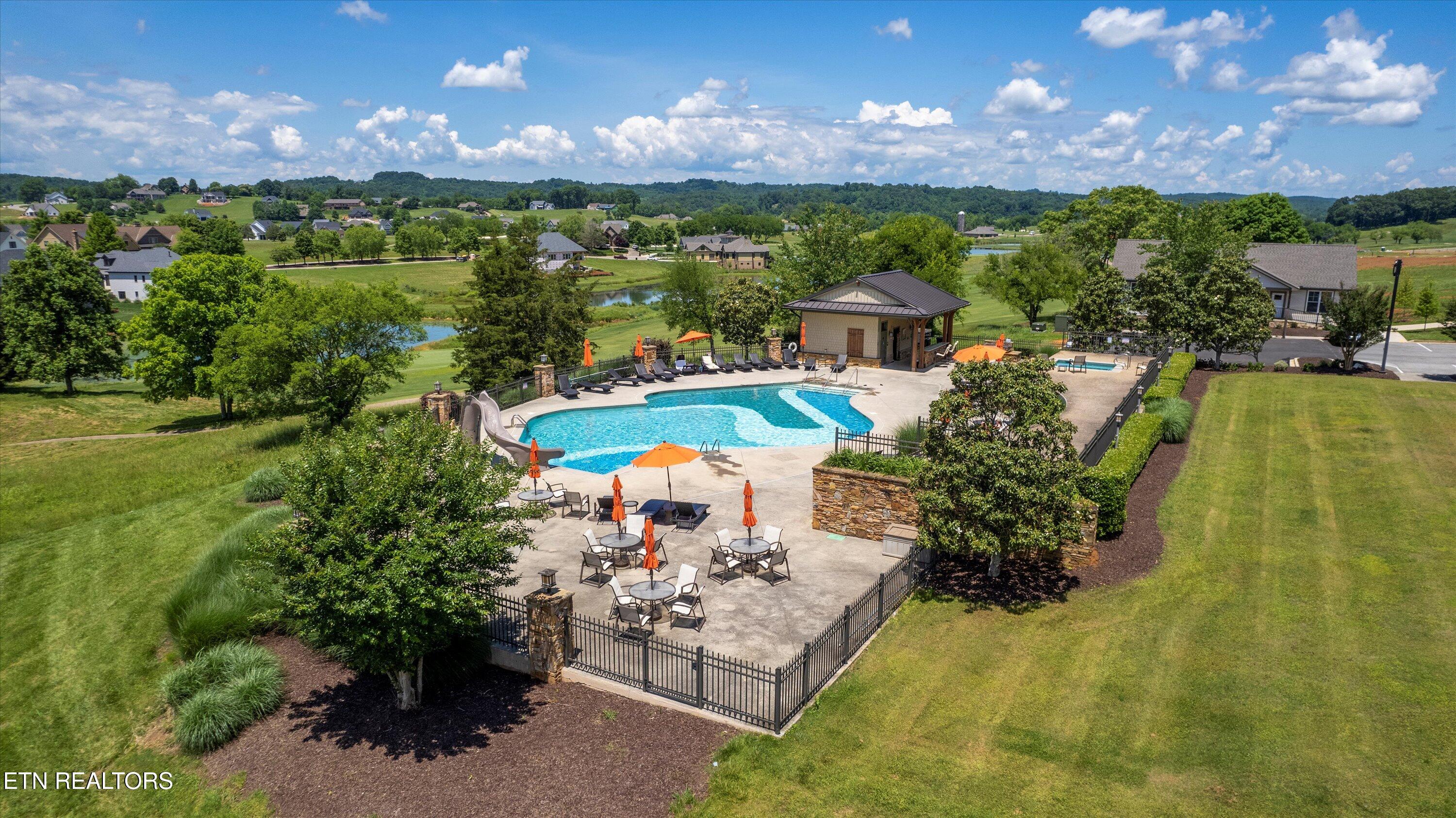 184 Hammock Court Loudon TN 37774
