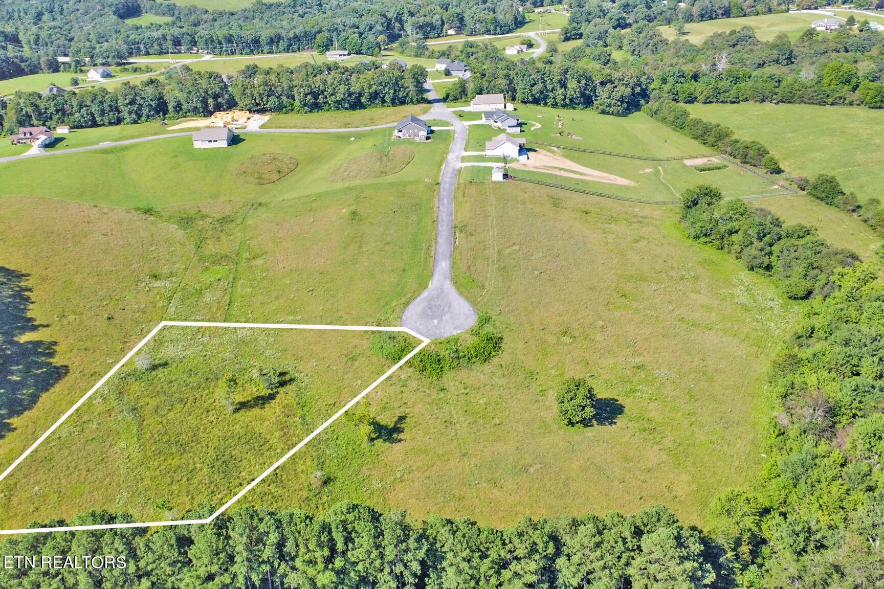 Lot 36 Estate Lane Crossville TN 38555