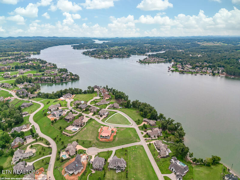240 Southern Way Lenoir City TN 37772