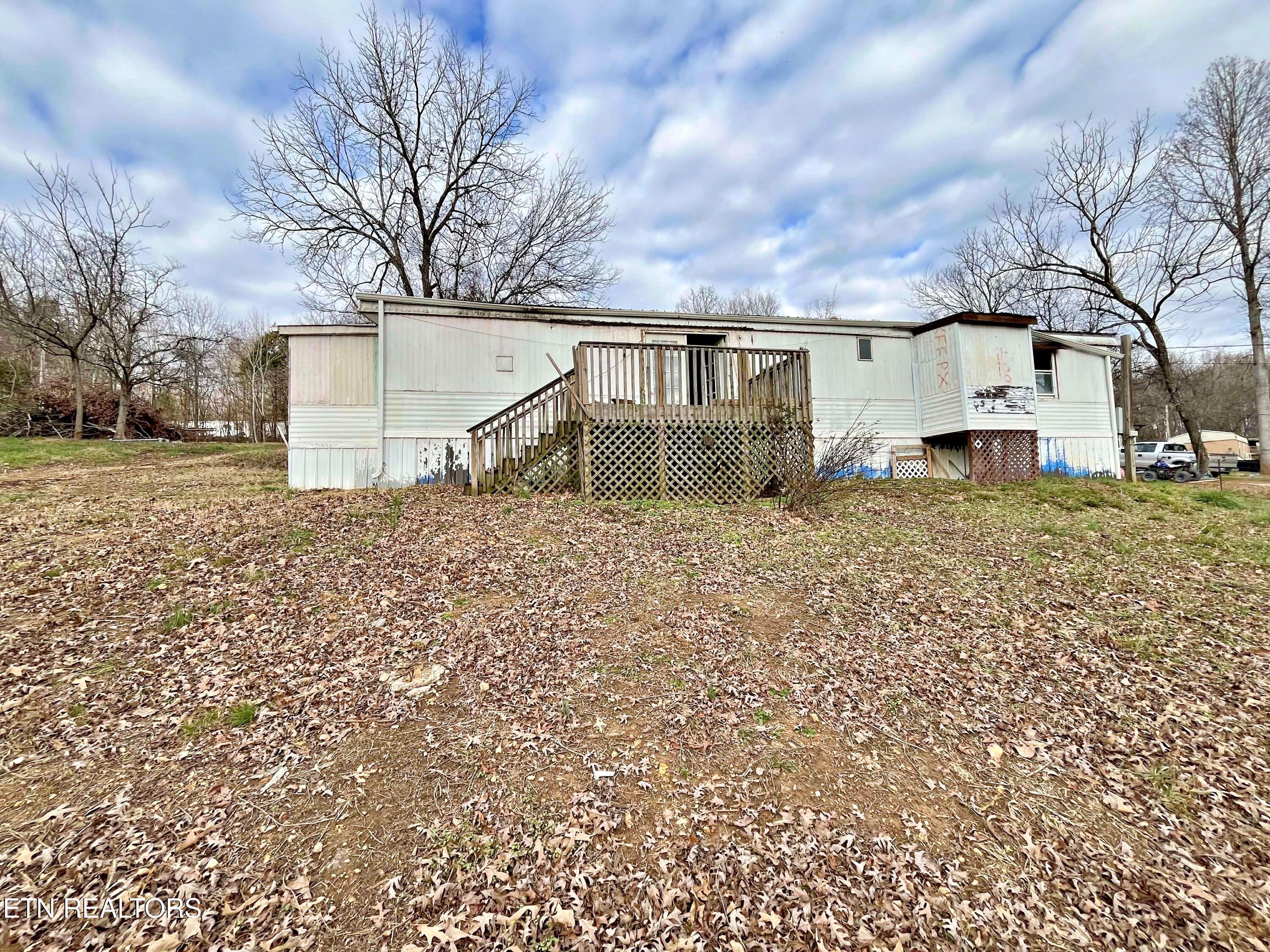 114 Pinecrest Drive Loudon TN 37774