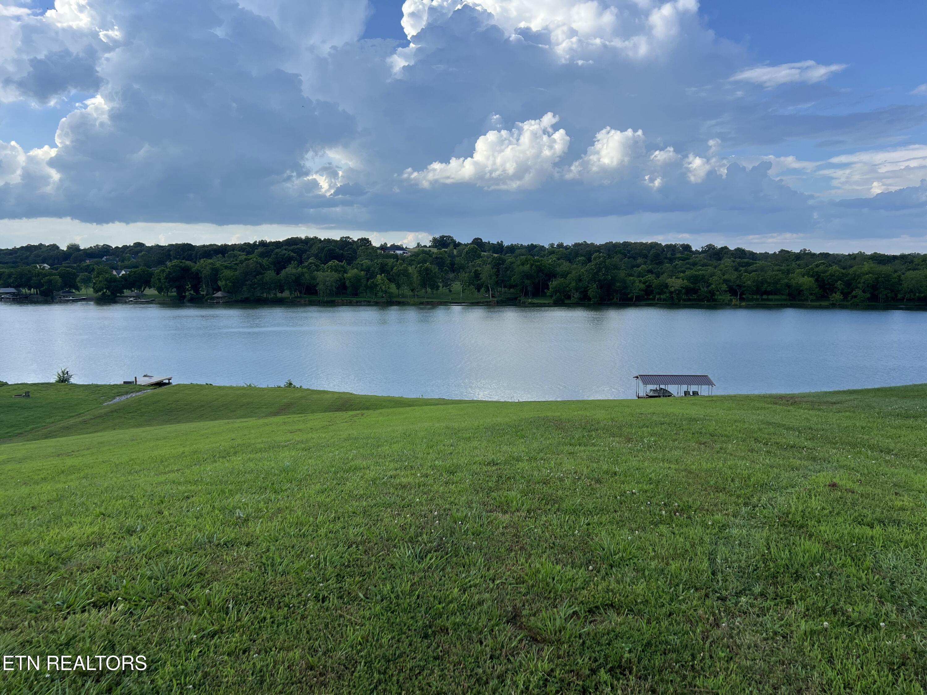 488 Silent River Lane Loudon TN 37774