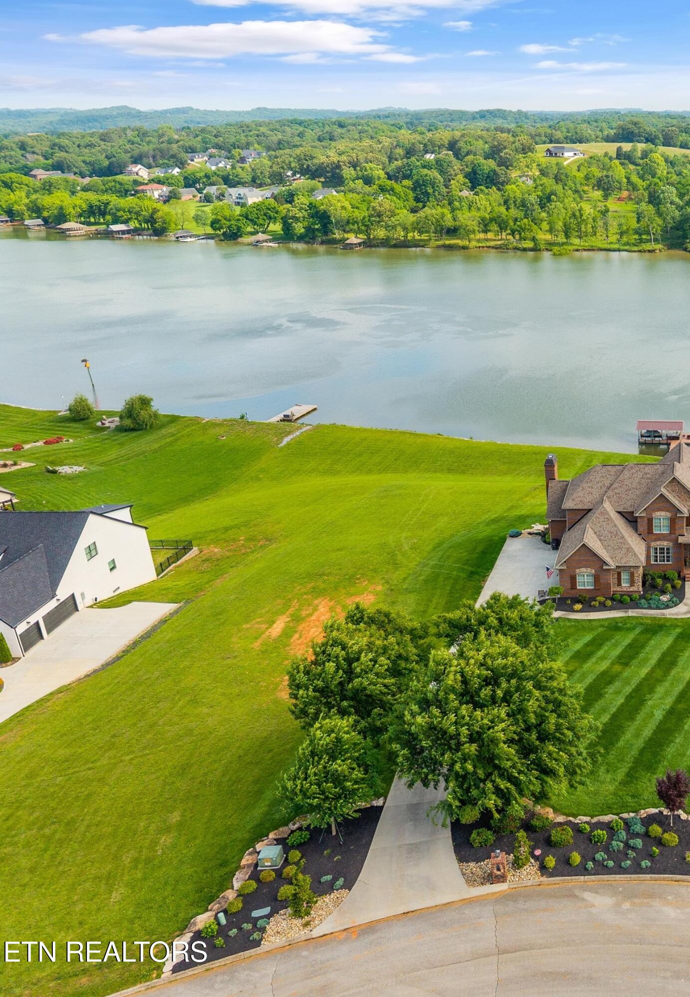 488 Silent River Lane Loudon TN 37774