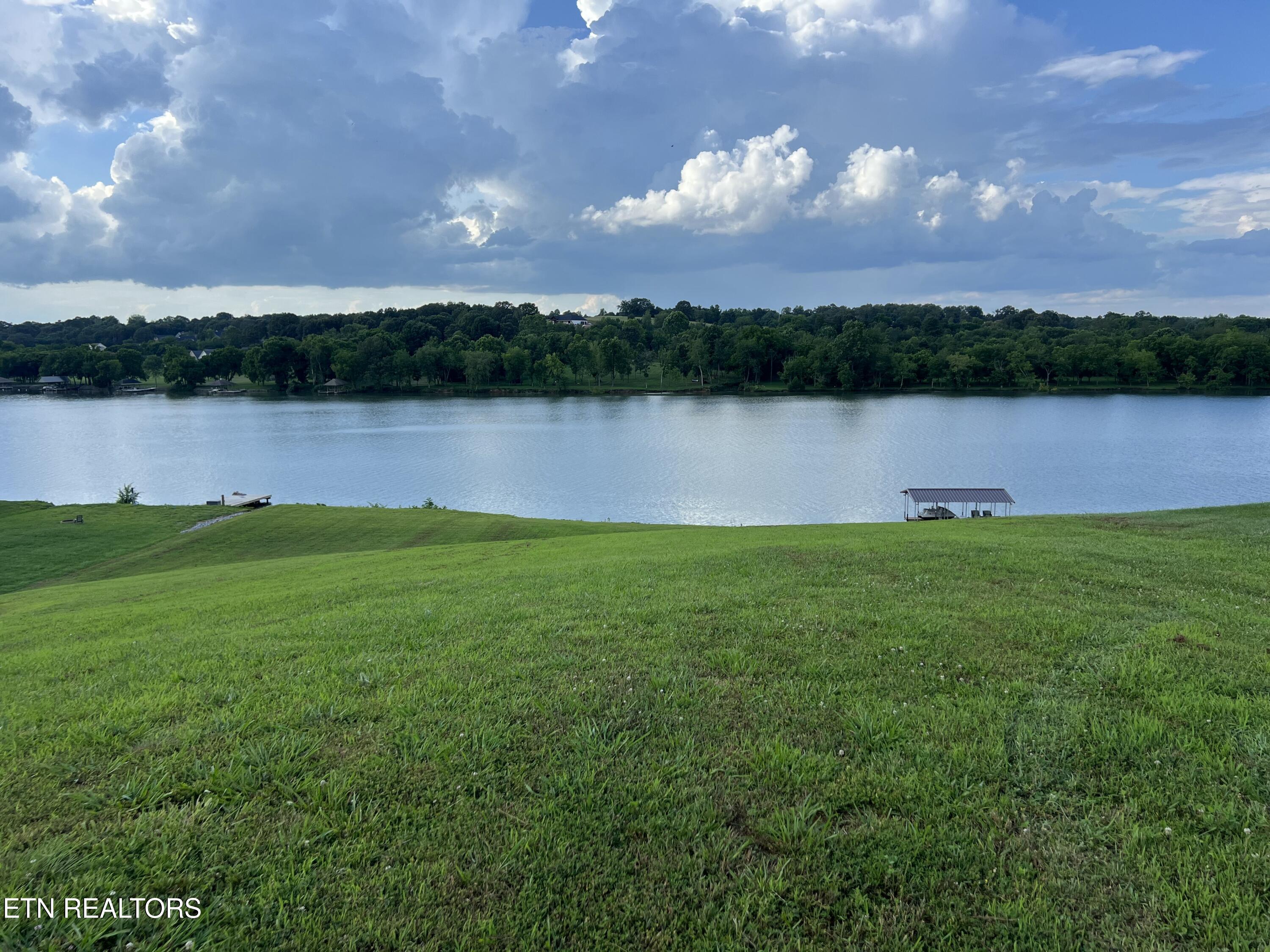 488 Silent River Lane Loudon TN 37774