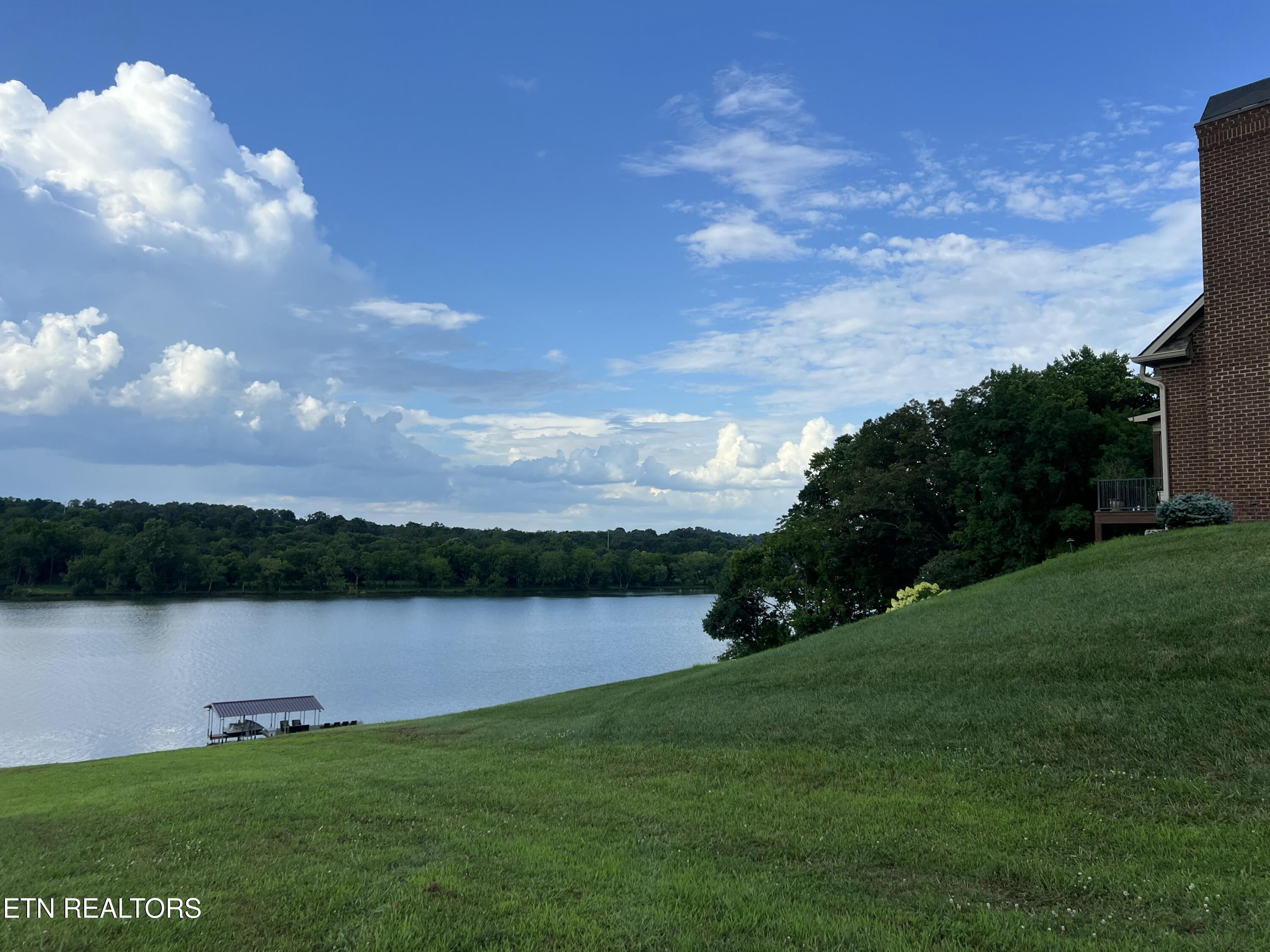 488 Silent River Lane Loudon TN 37774