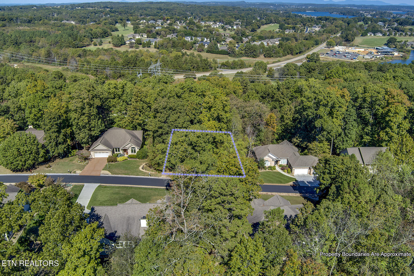 131 Kenosha Lane Loudon TN 37774
