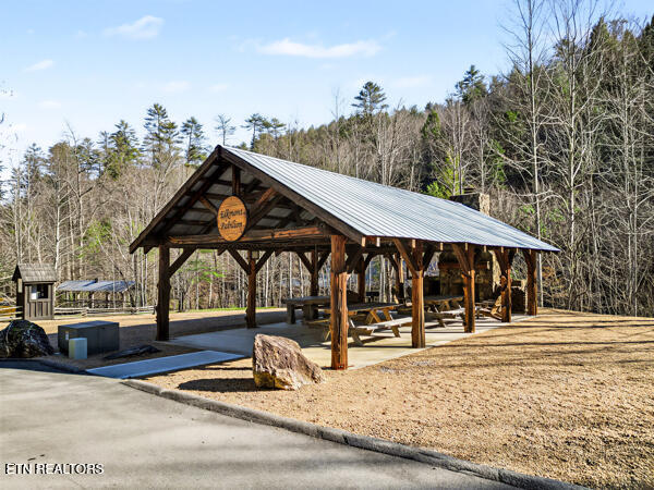 514 Chetola Trail Townsend TN 37882