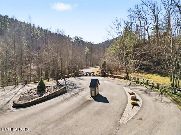 514 Chetola Trail Townsend TN 37882