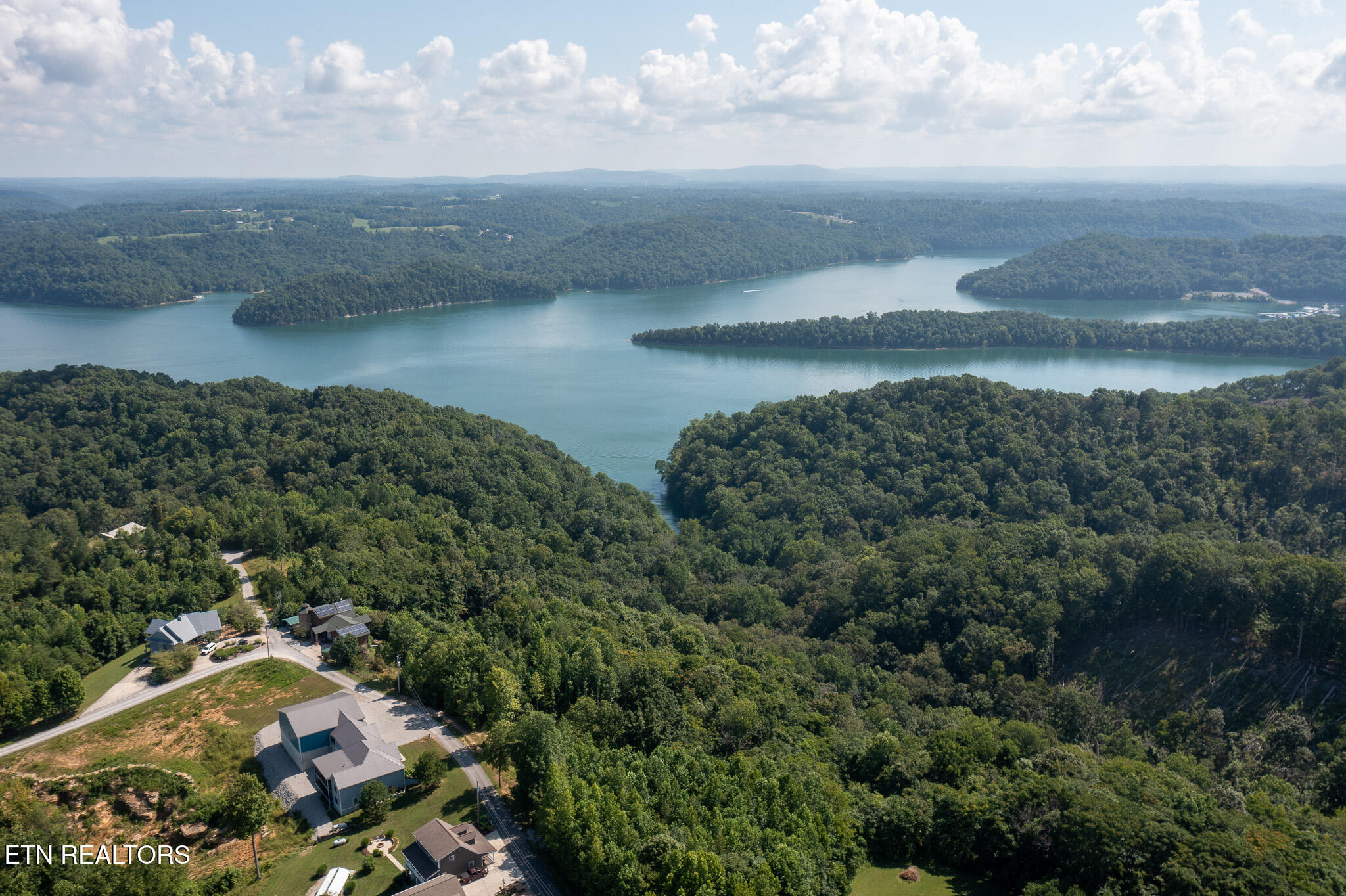 55 & 56 Lillydale Road Byrdstown TN 38549