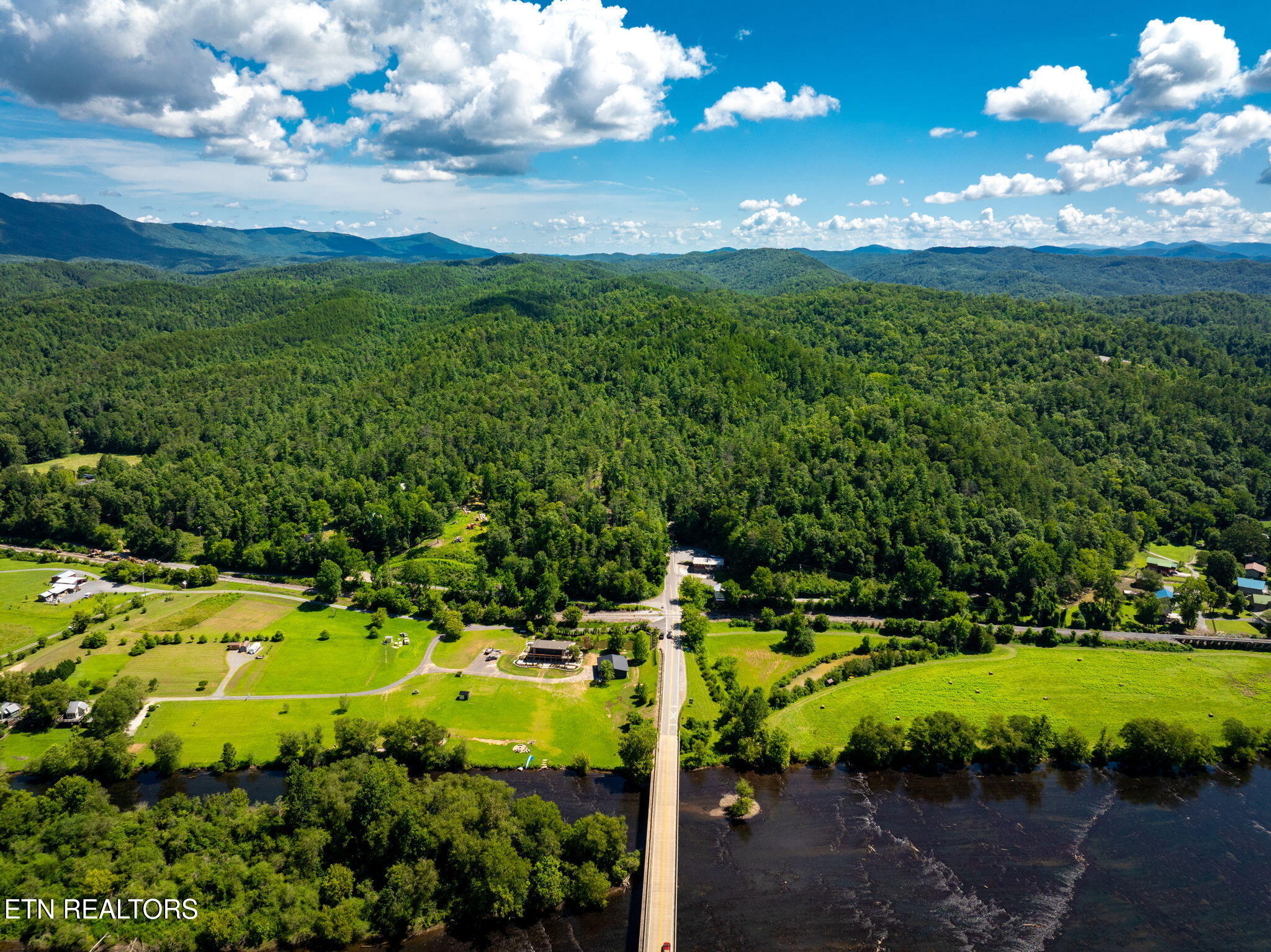37+/- Hambright Drive Road Reliance TN 37369