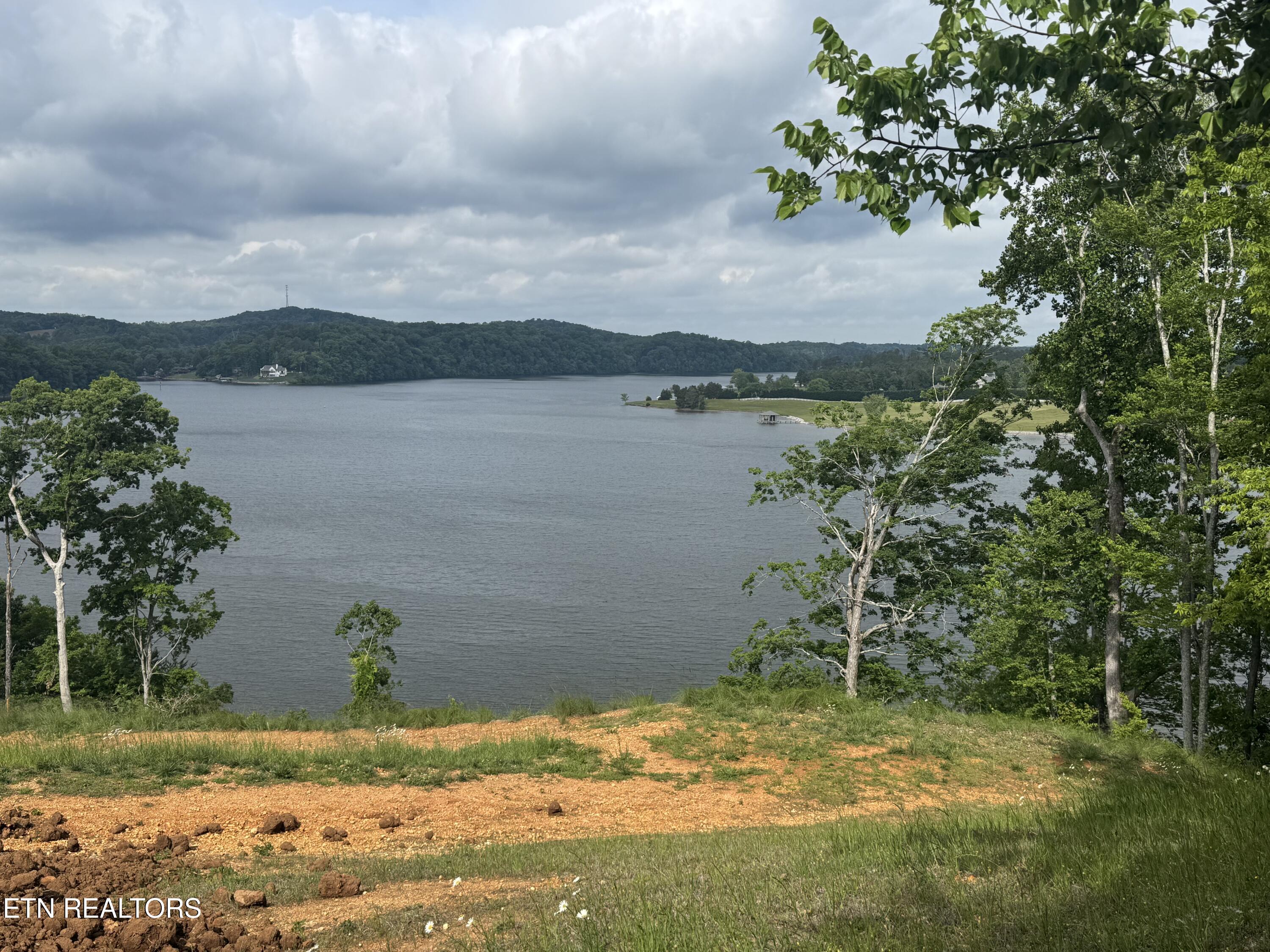 170 Bluffton Road Friendsville TN 37737