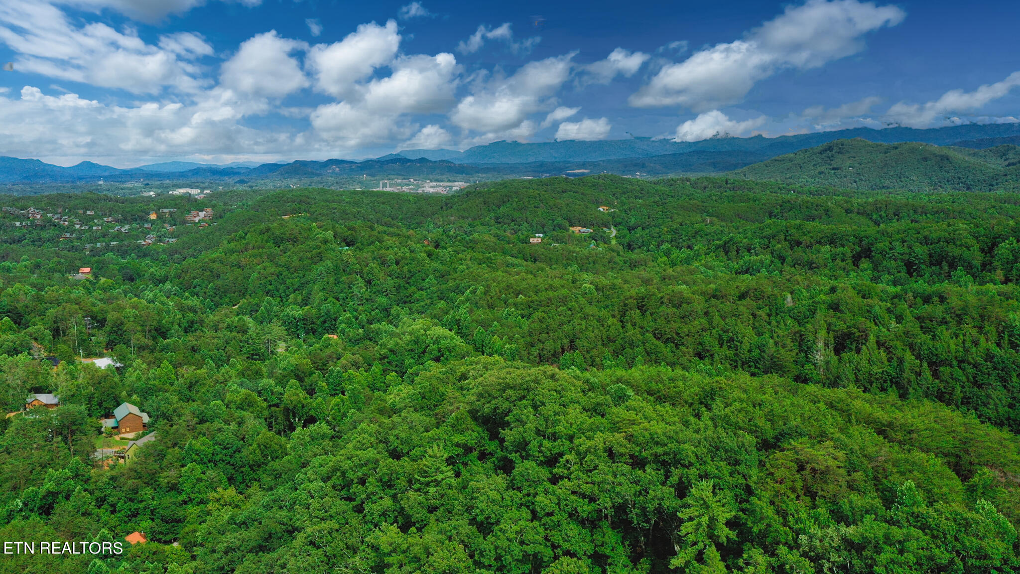 1670 Jobey Green Hollow Road Sevierville TN 37876