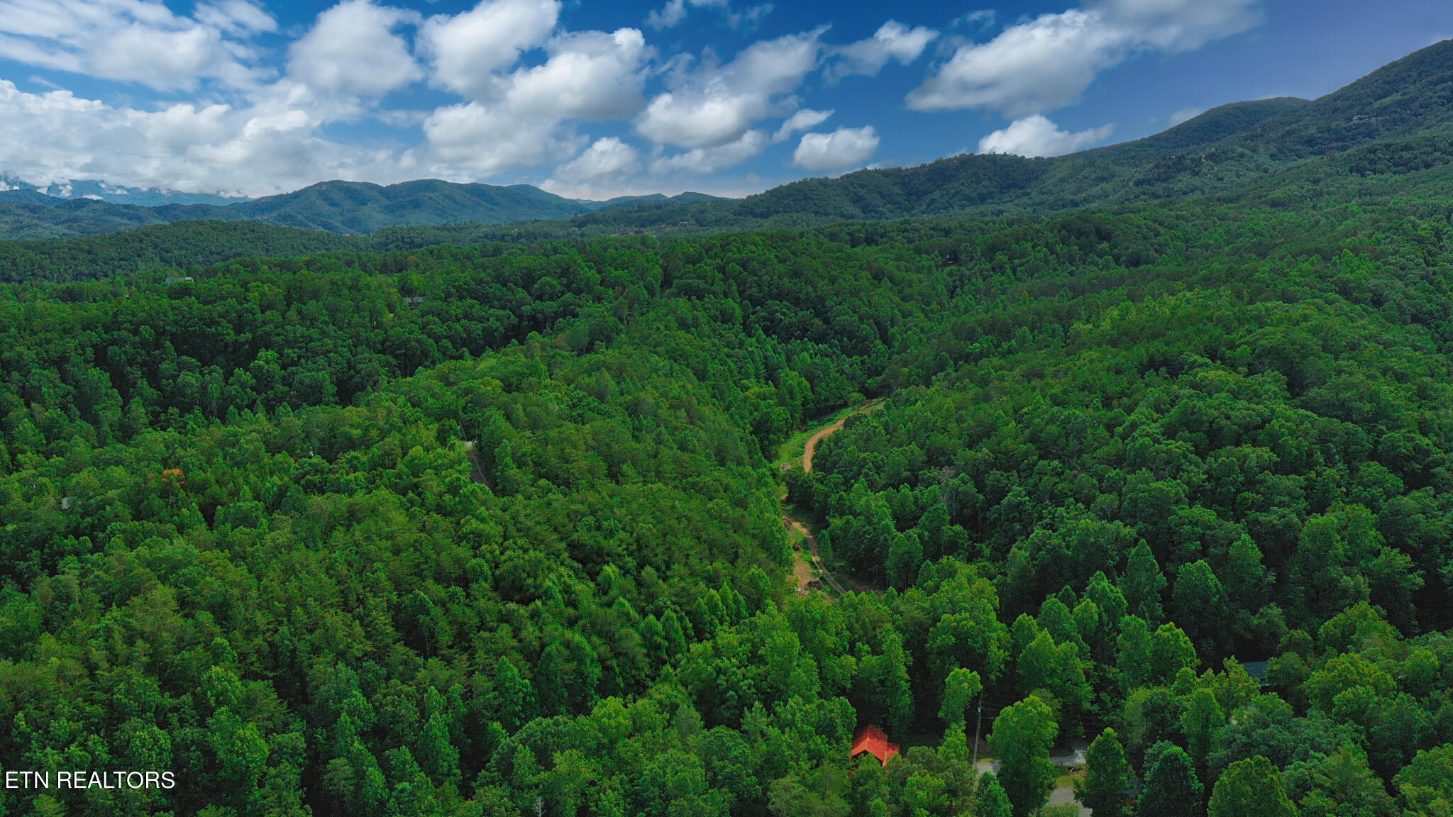 1670 Jobey Green Hollow Road Sevierville TN 37876