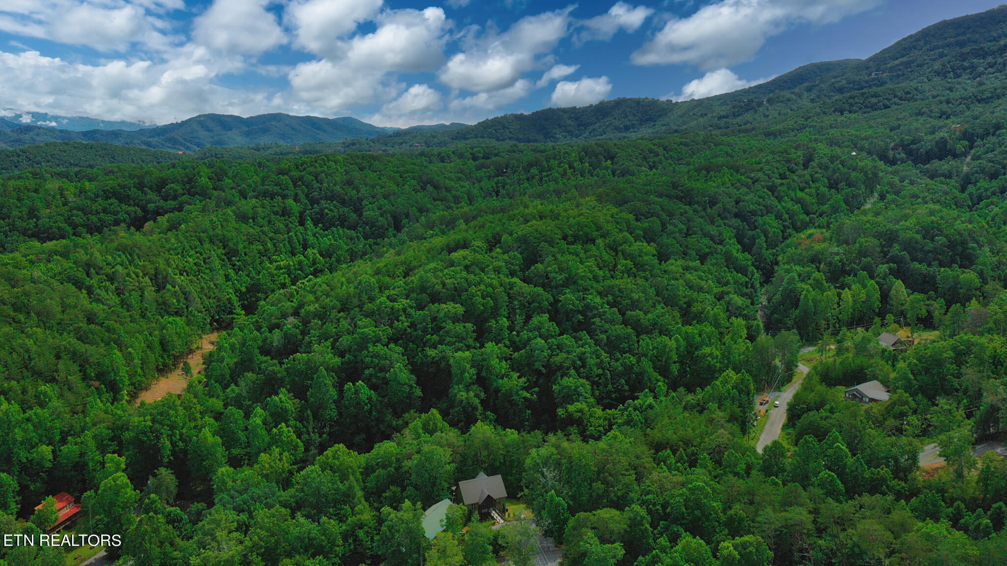 1670 Jobey Green Hollow Road Sevierville TN 37876