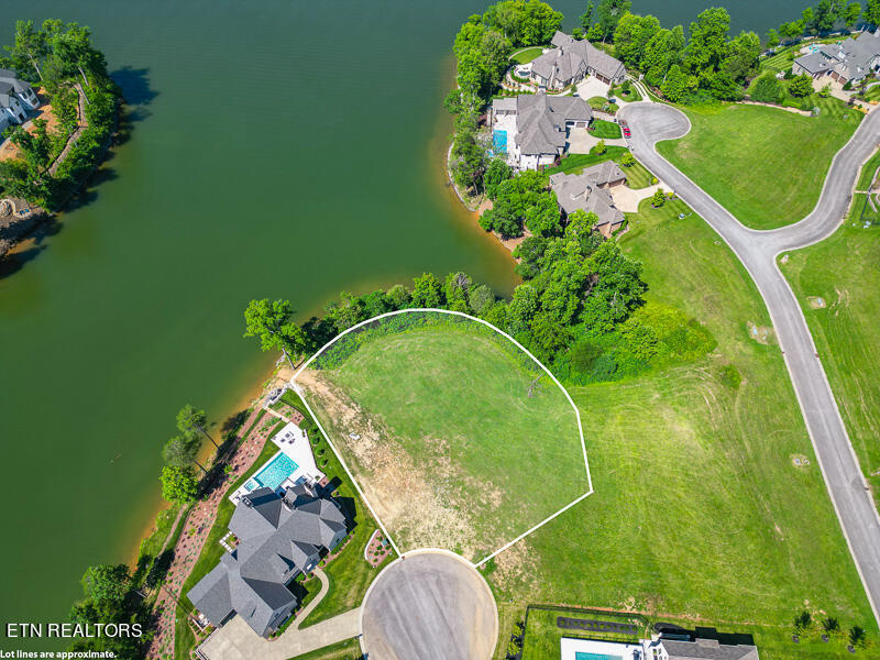 390 Admiral Court Lenoir City TN 37772