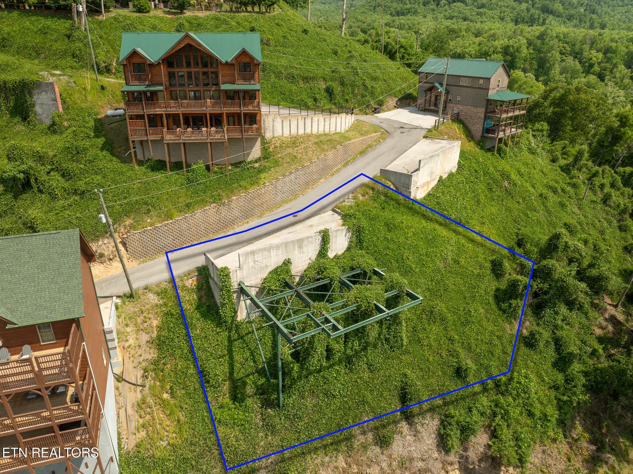 744 Widows Knob Road Gatlinburg TN 37738
