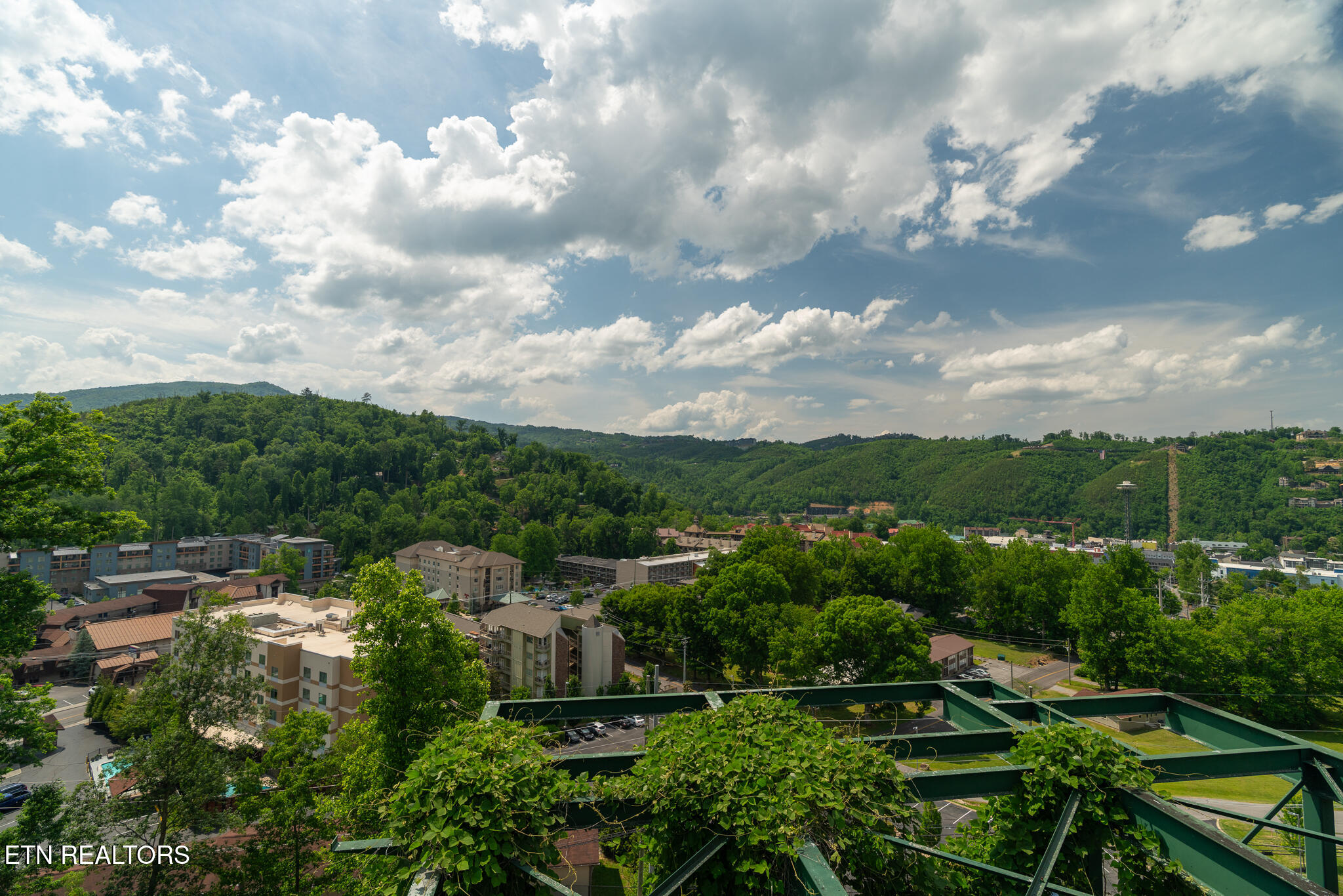 744 Widows Knob Road Gatlinburg TN 37738