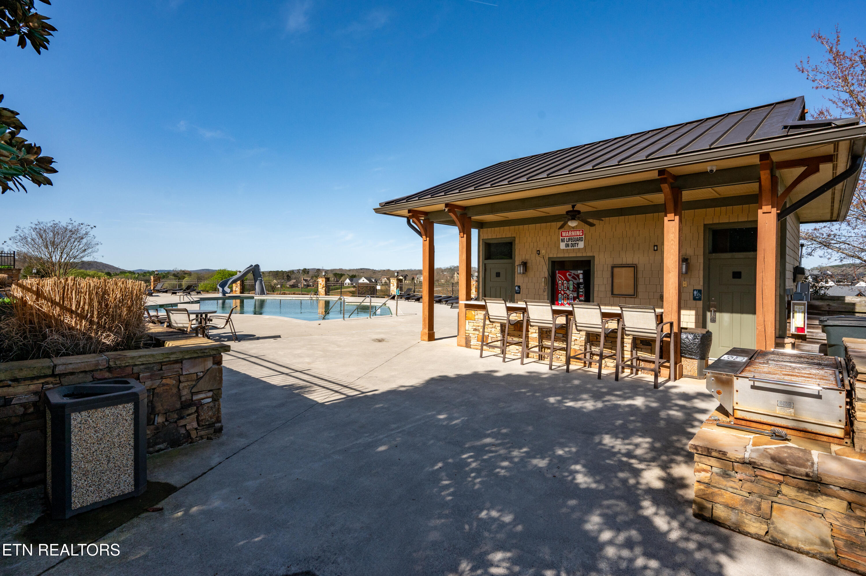 967 Black Cove Lane Loudon TN 37774