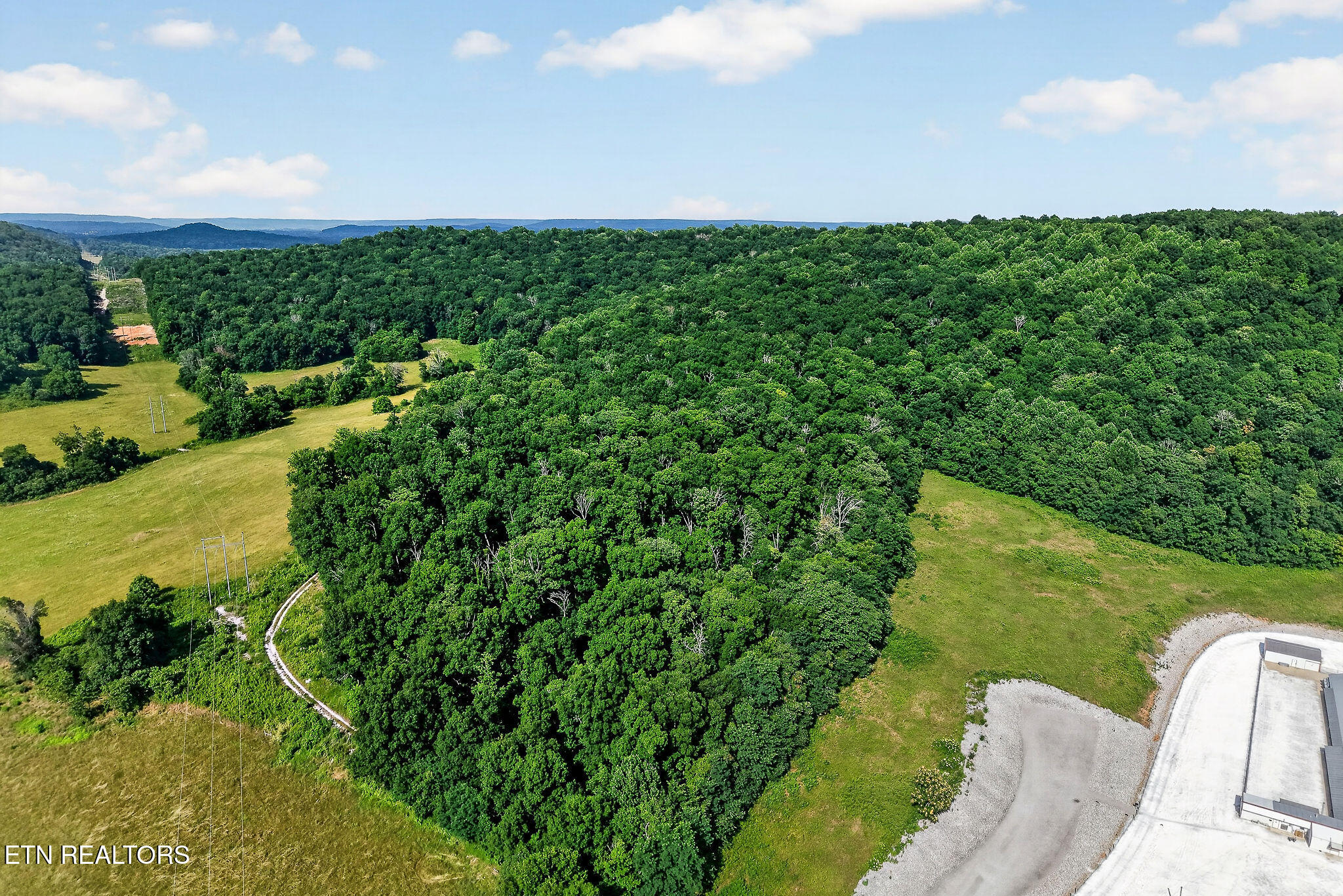 00 Moore Cove Road Quebeck TN 38579