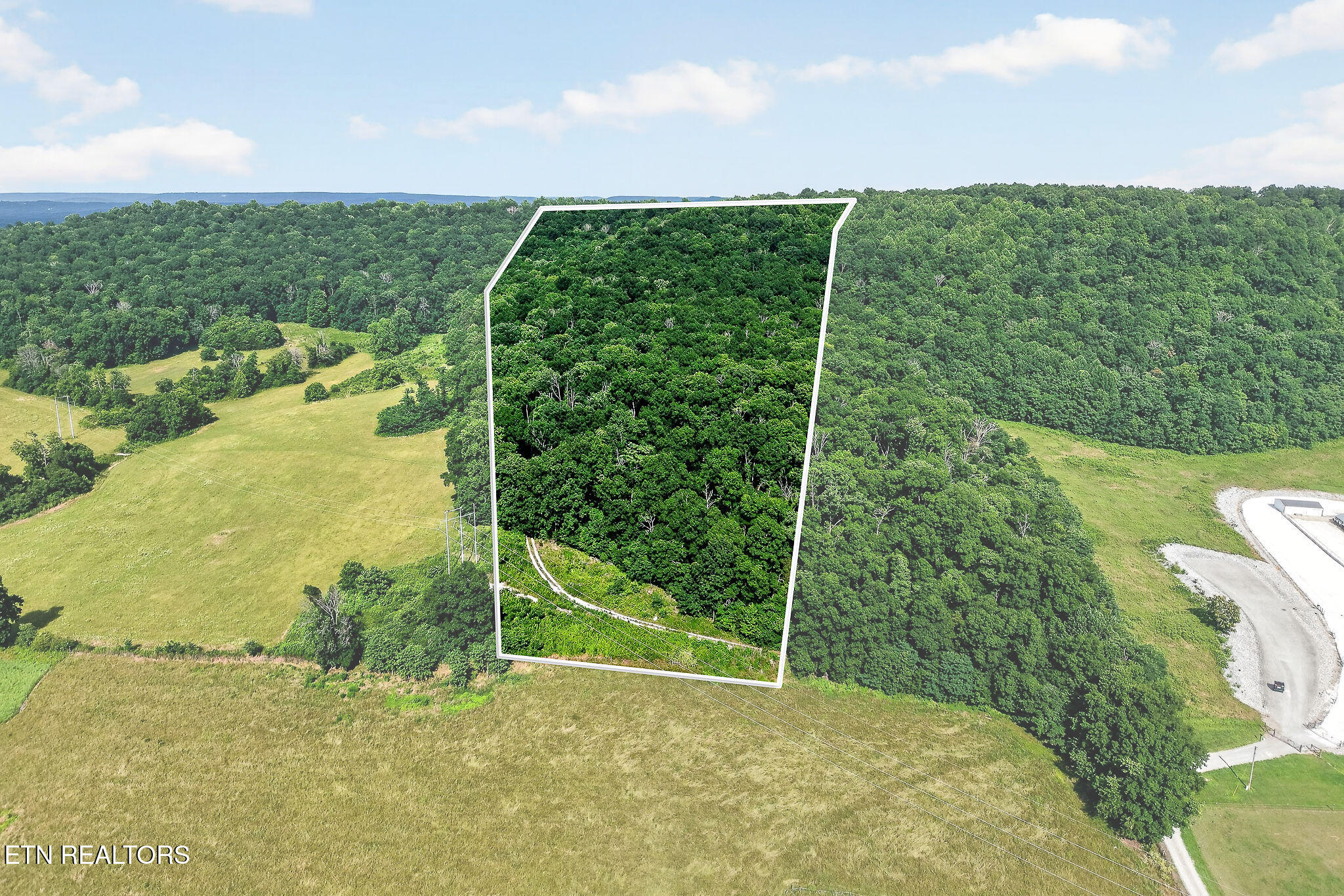 00 Moore Cove Road Quebeck TN 38579