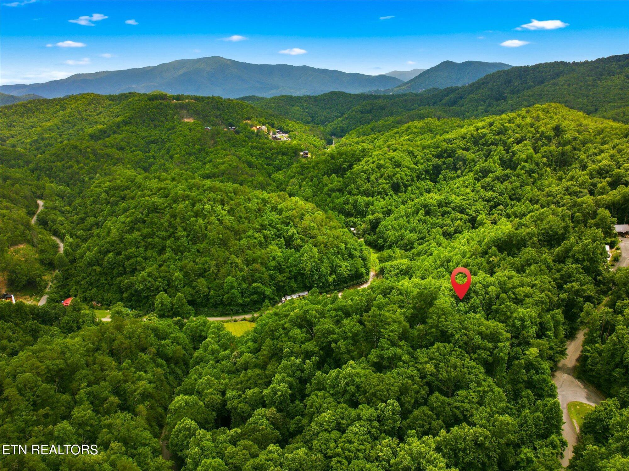 2405 Deep Spring Lane Sevierville TN 37862