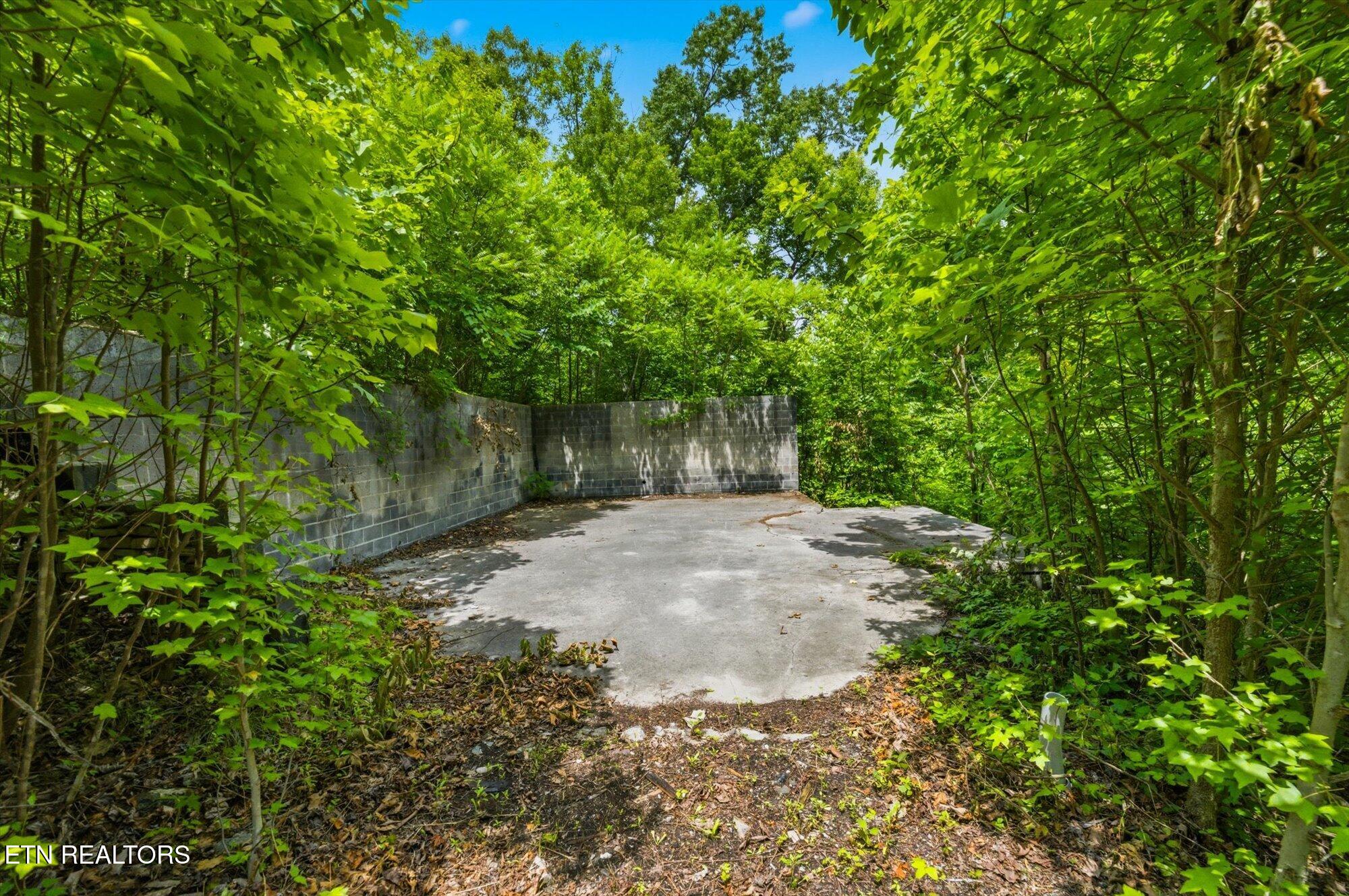 2405 Deep Spring Lane Sevierville TN 37862
