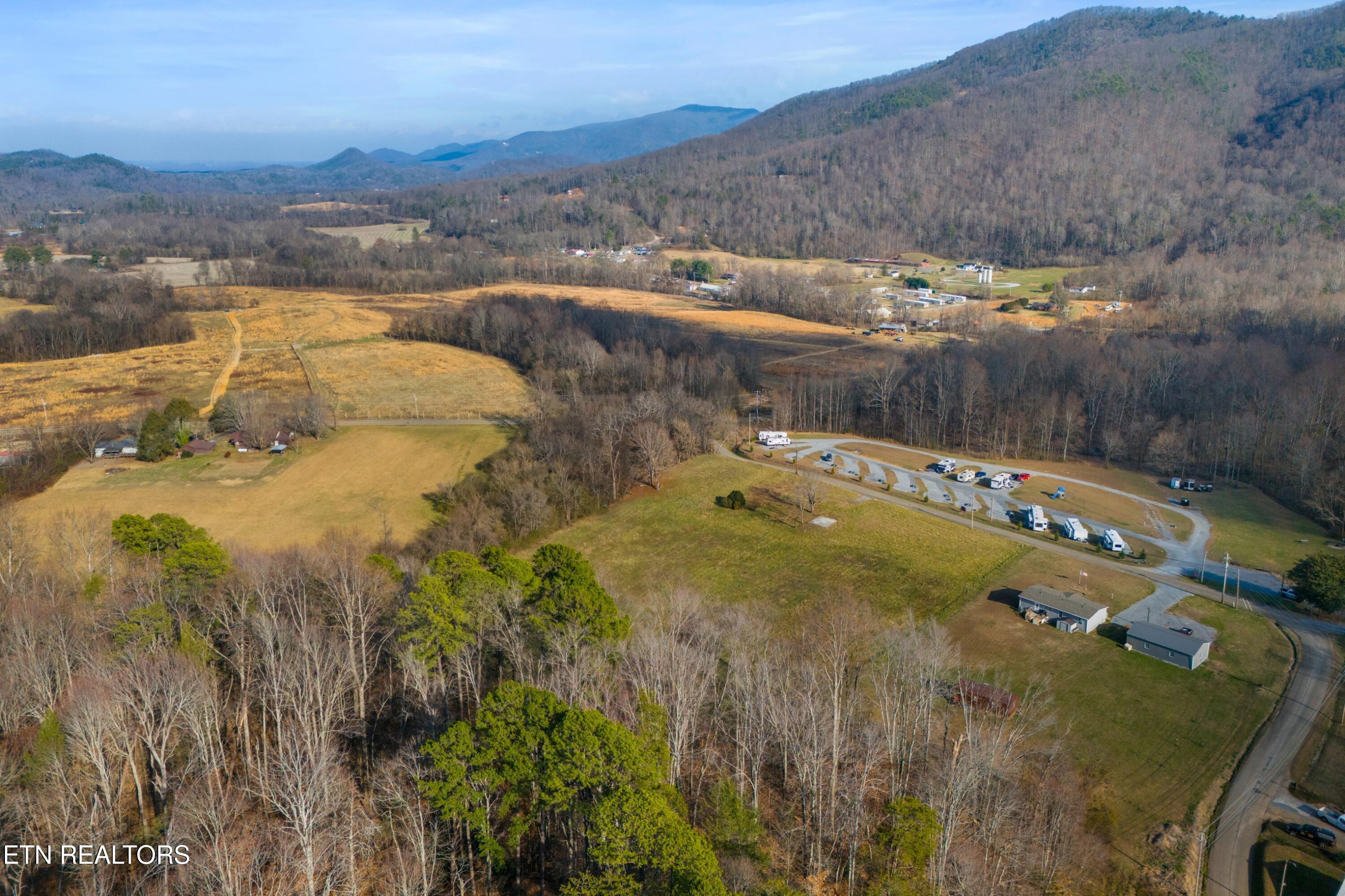 4121 Chavis Road Cosby TN 37722