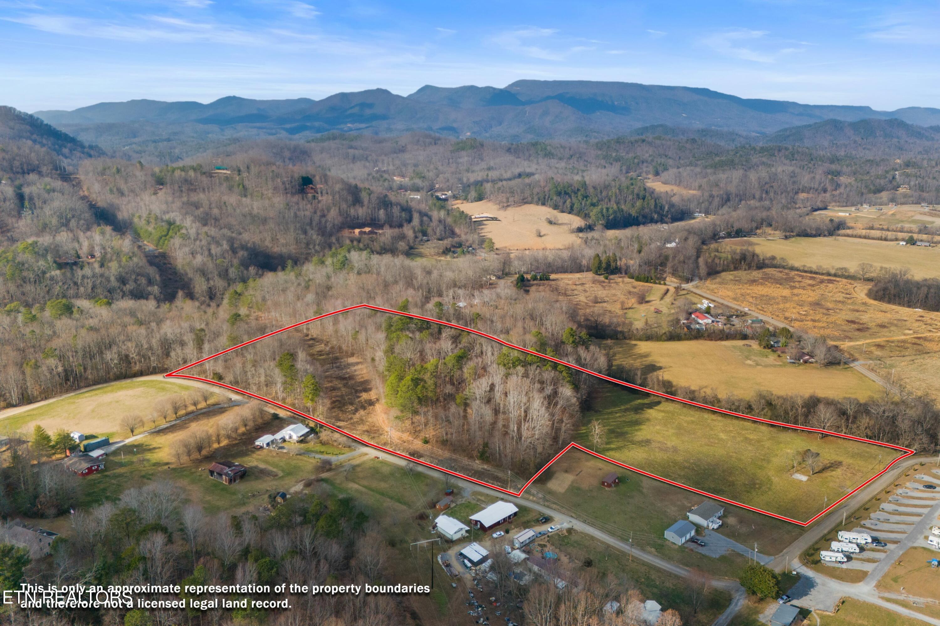 4121 Chavis Road Cosby TN 37722