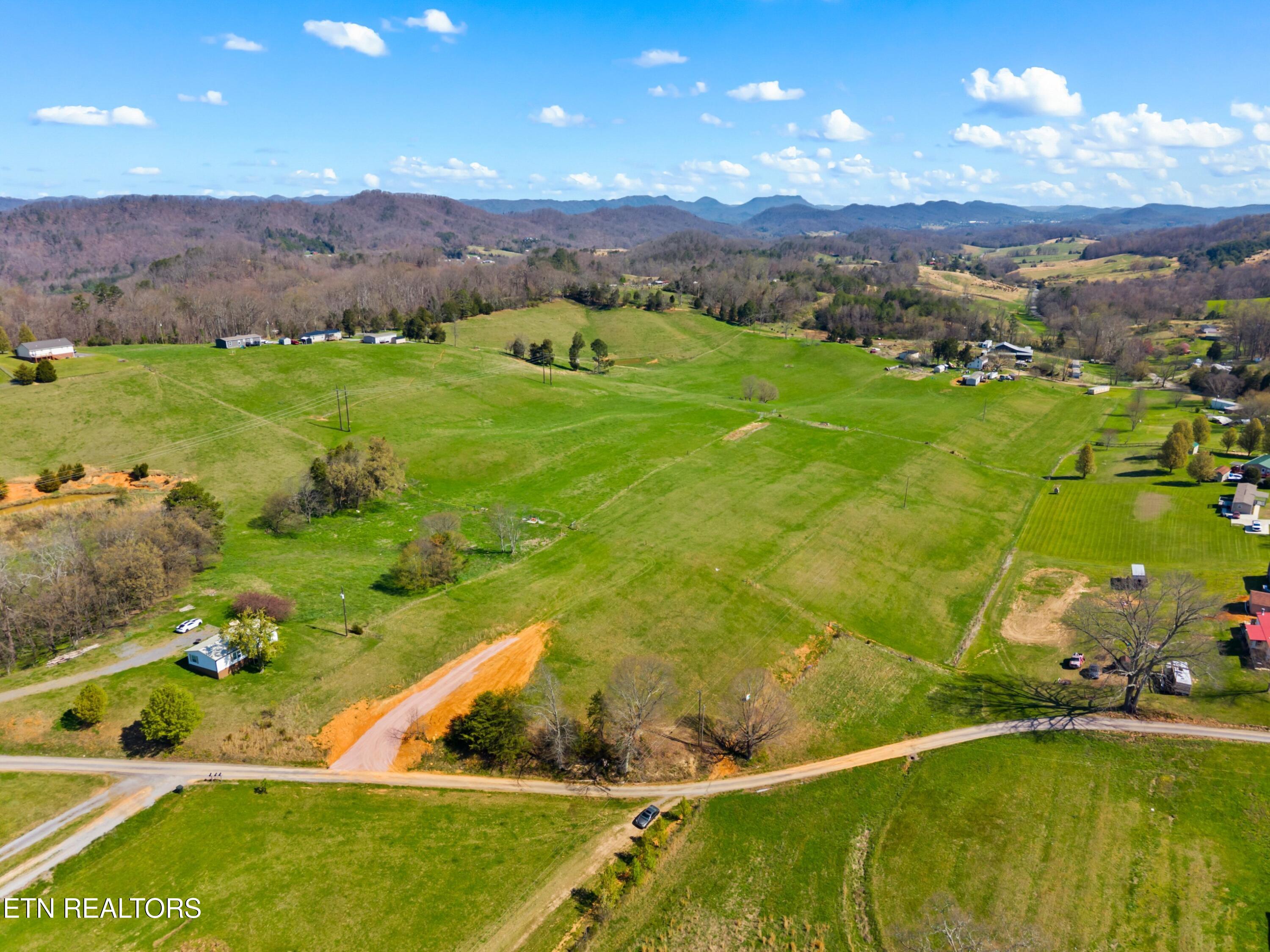 Lot 2 Fanny Collins Road Whitesburg TN 37891