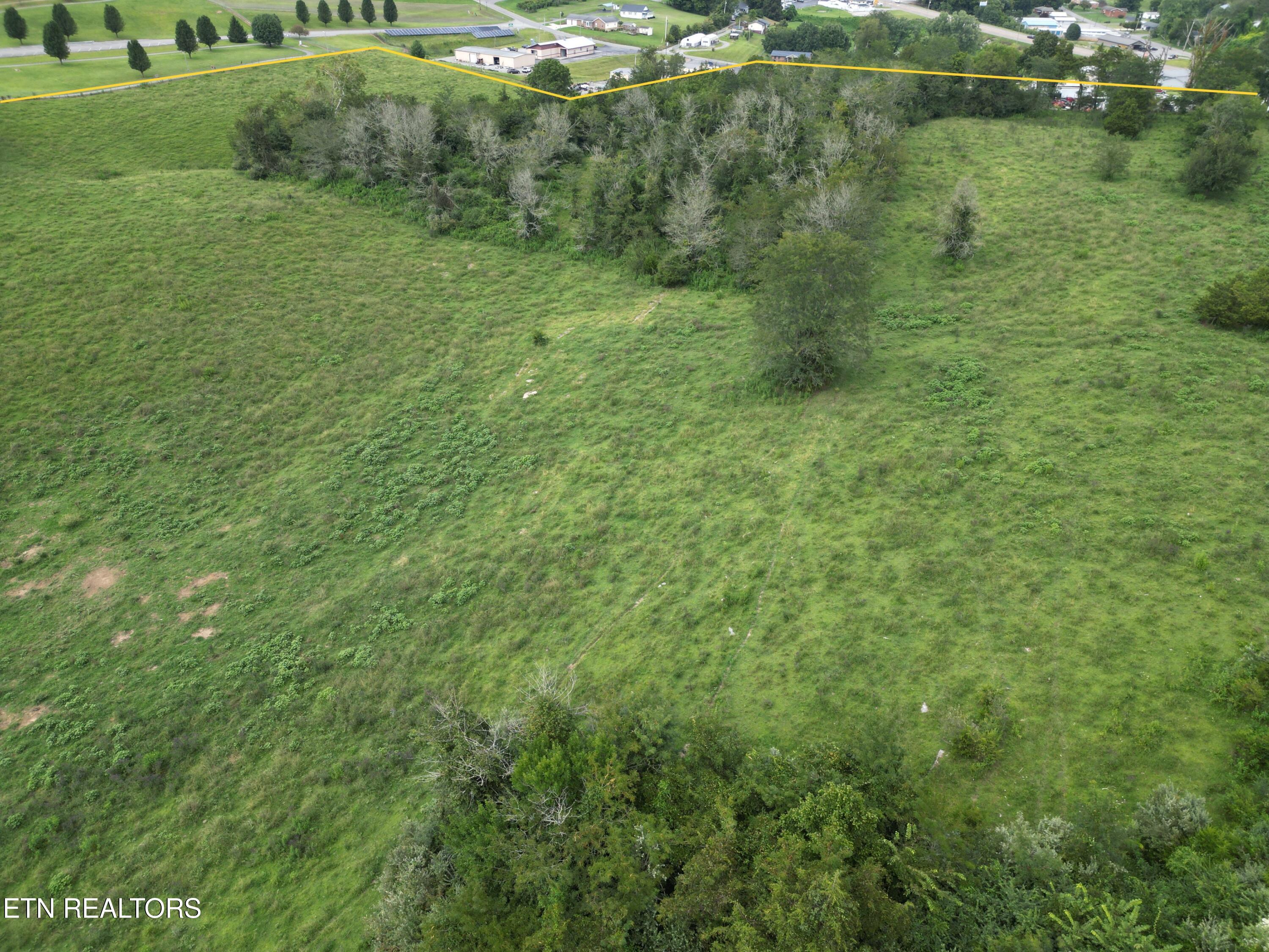 1820 Old Knoxville Road Tazewell TN 37879