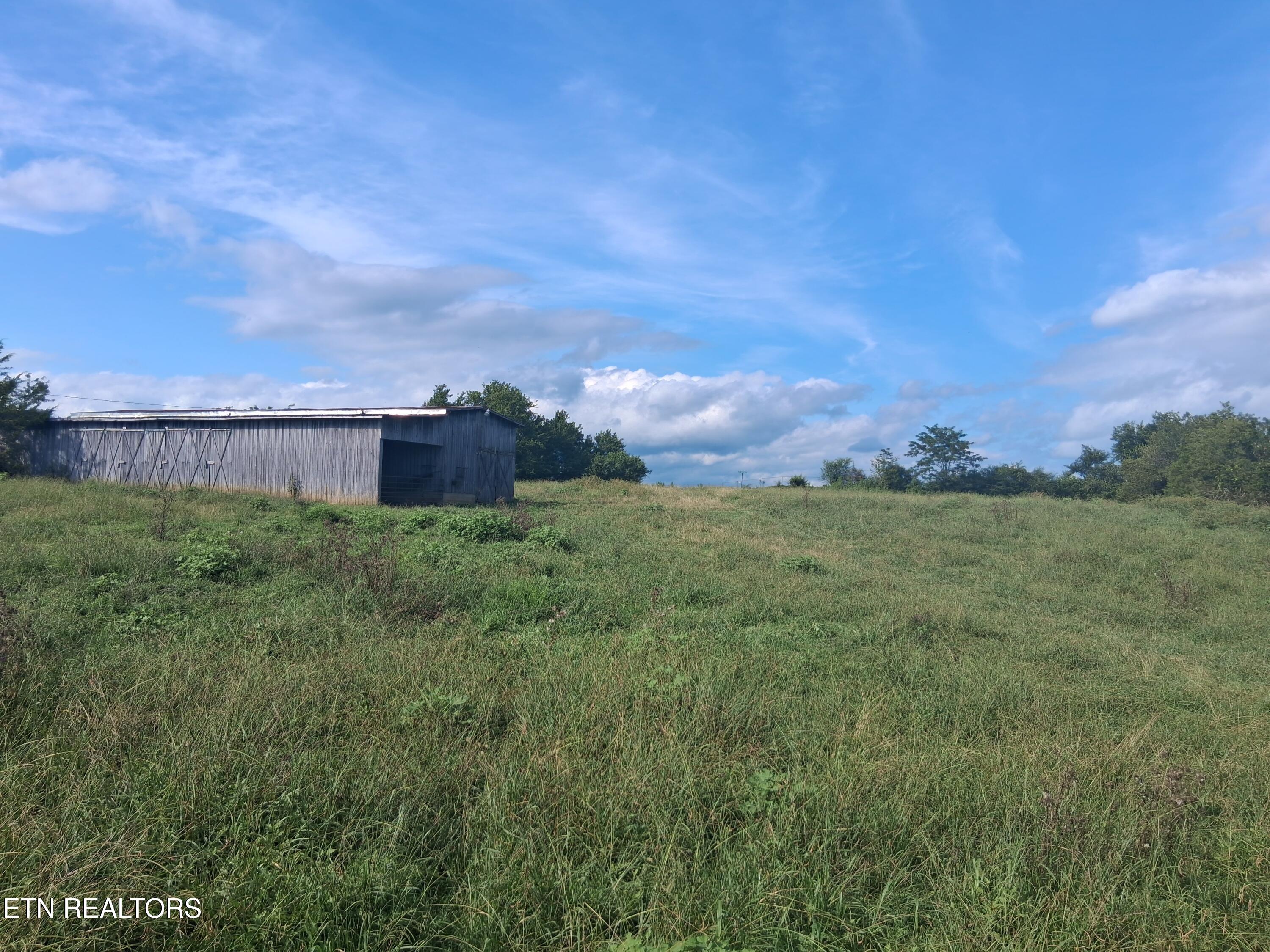 1820 Old Knoxville Road Tazewell TN 37879