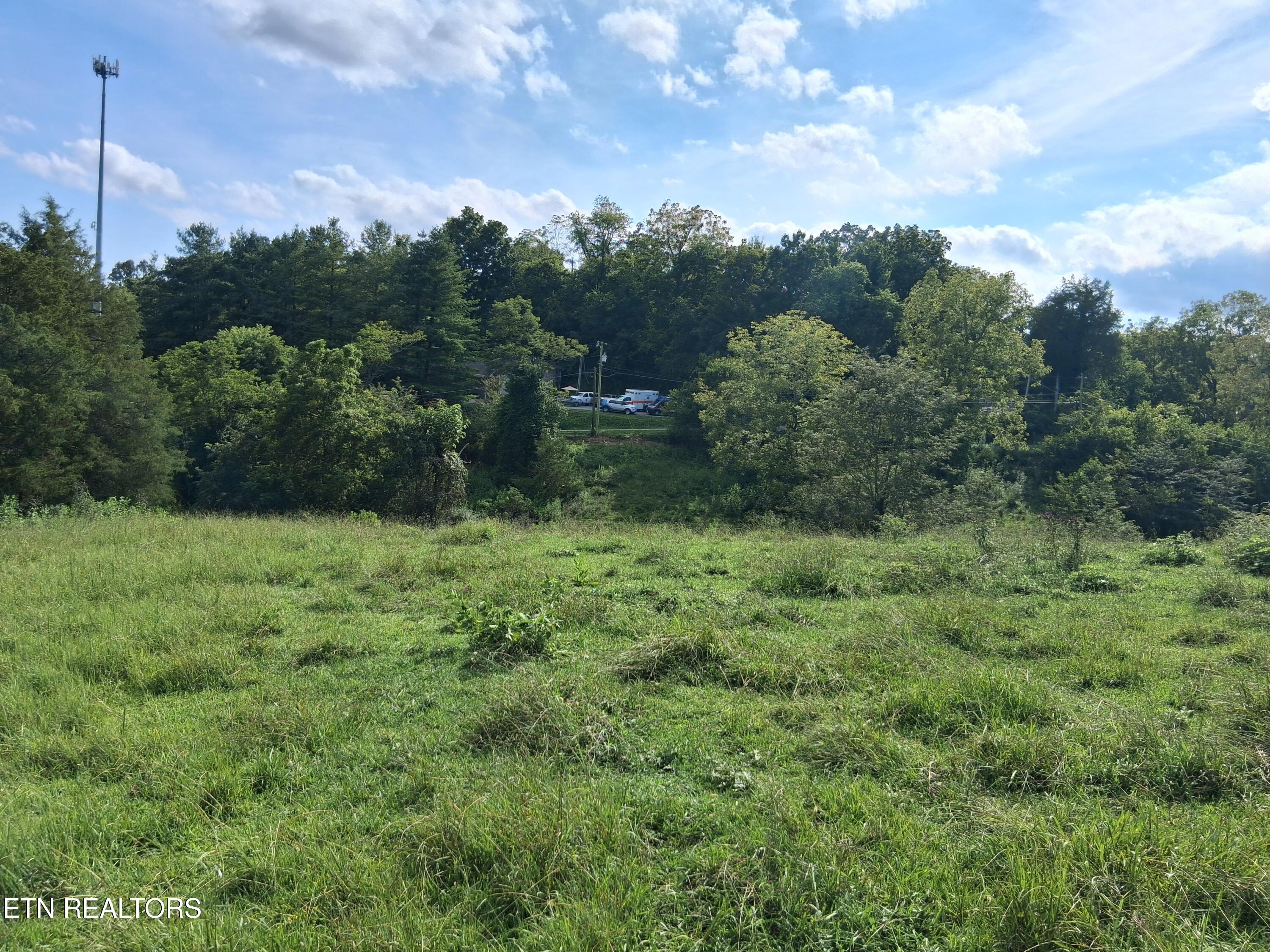 1820 Old Knoxville Road Tazewell TN 37879