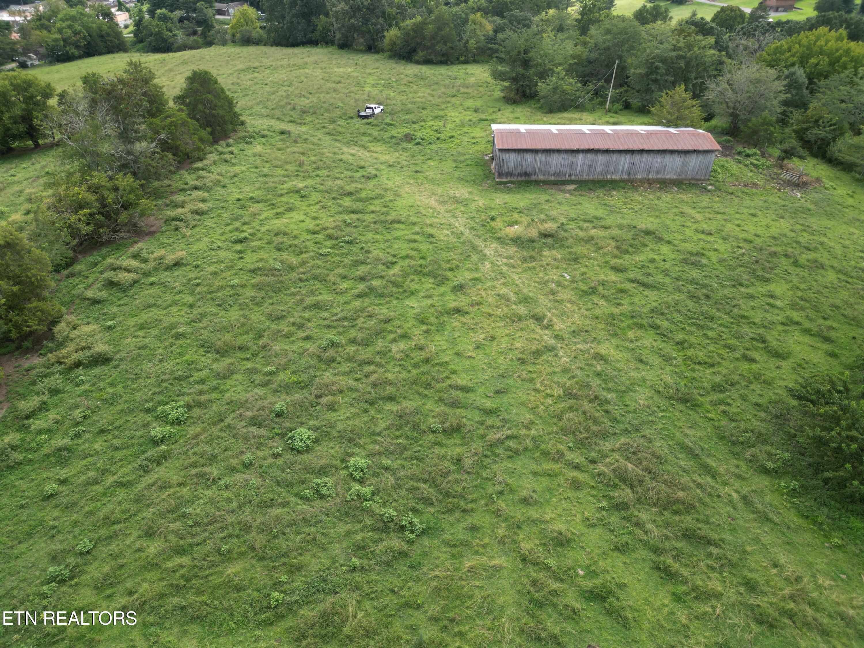 1820 Old Knoxville Road Tazewell TN 37879