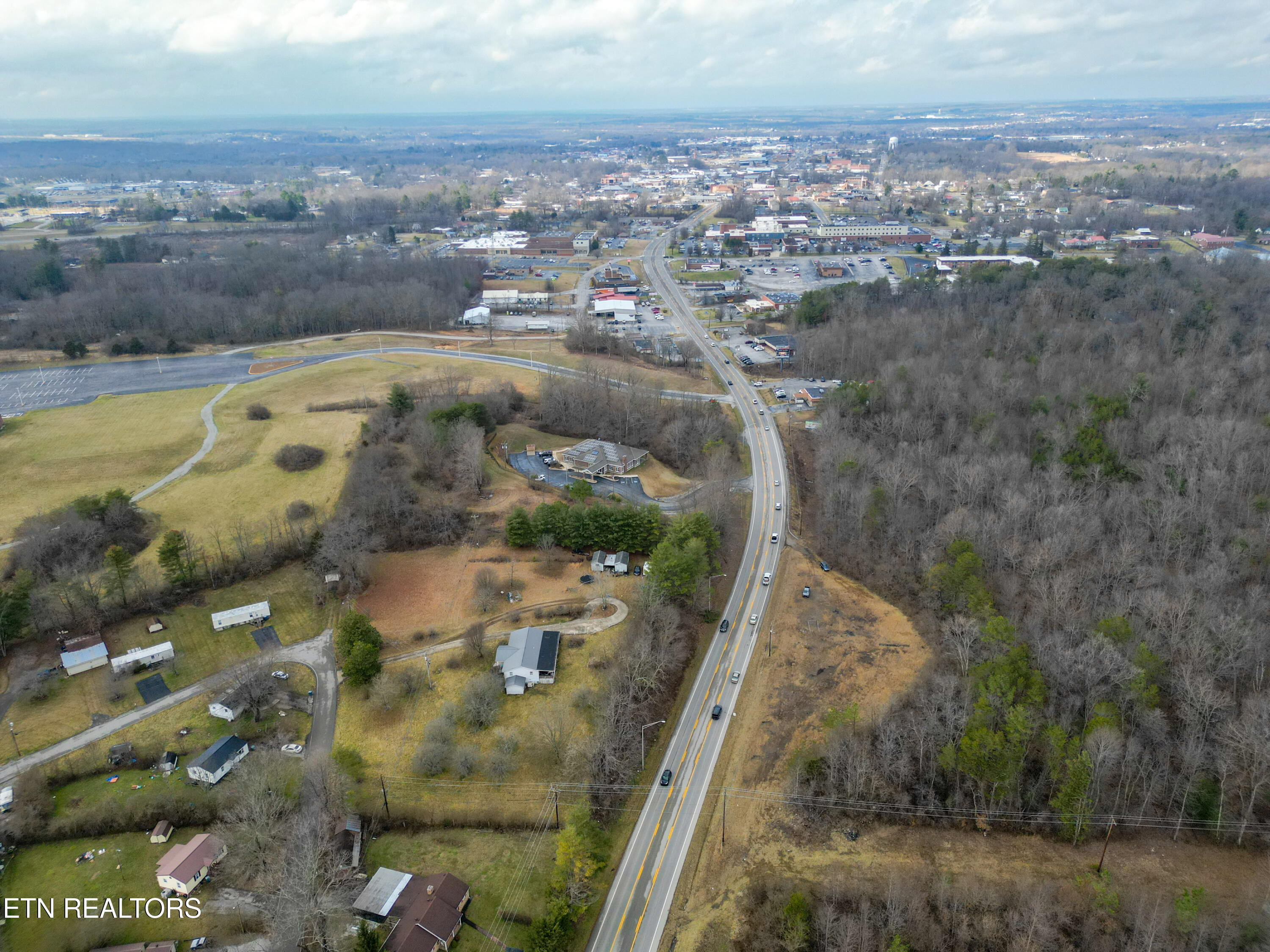 S Main Street Crossville TN 38555