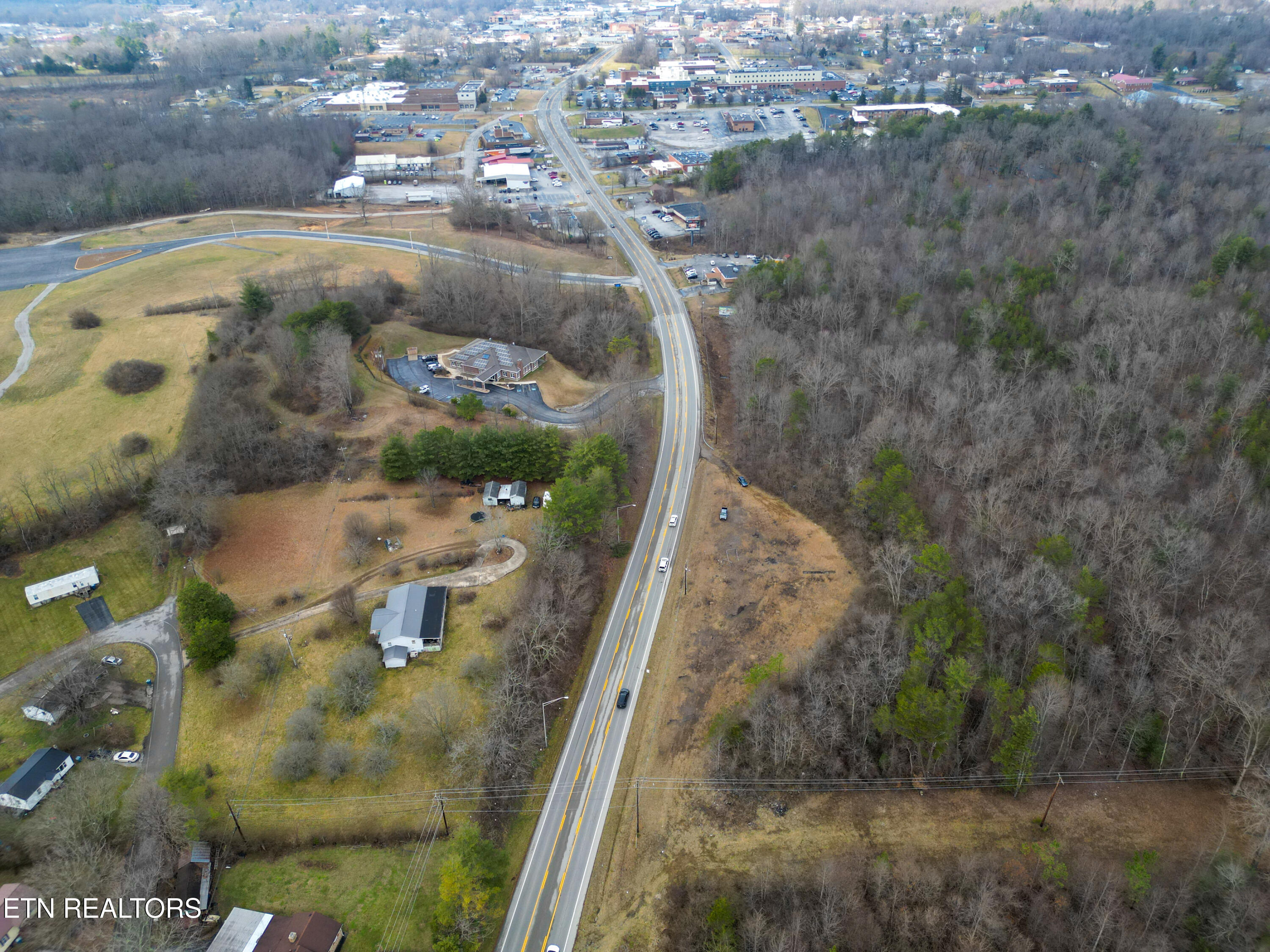 S Main Street Crossville TN 38555