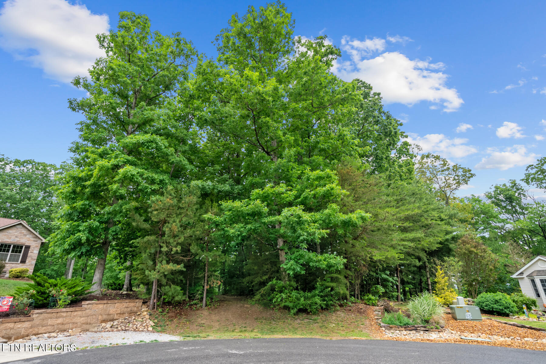 33 Camden Court Crossville TN 38558