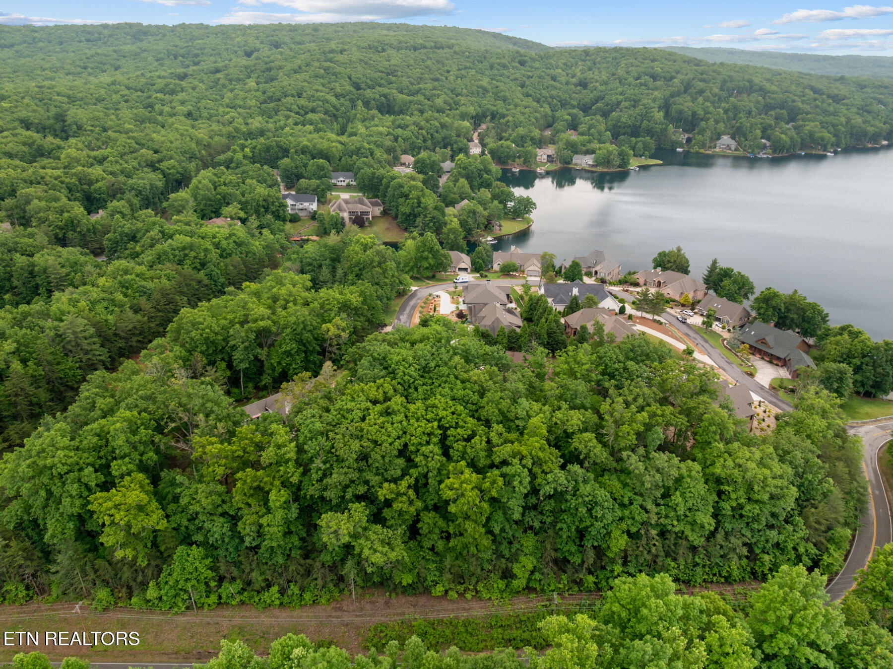 33 Camden Court Crossville TN 38558